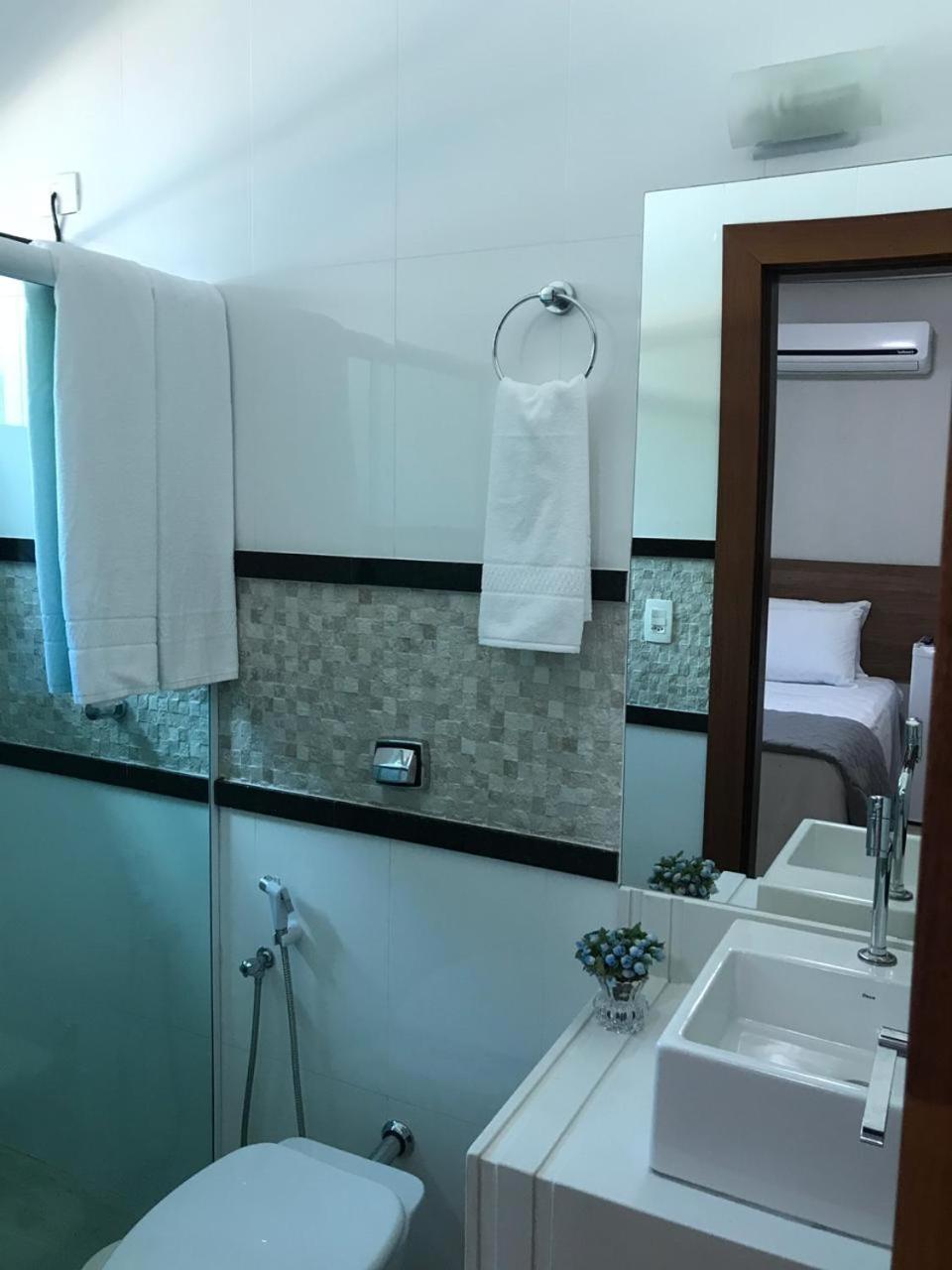 Executive Suite - Photo 3