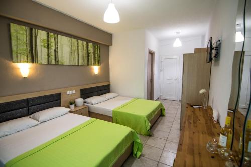 Quadruple Room with Sea View photo 1