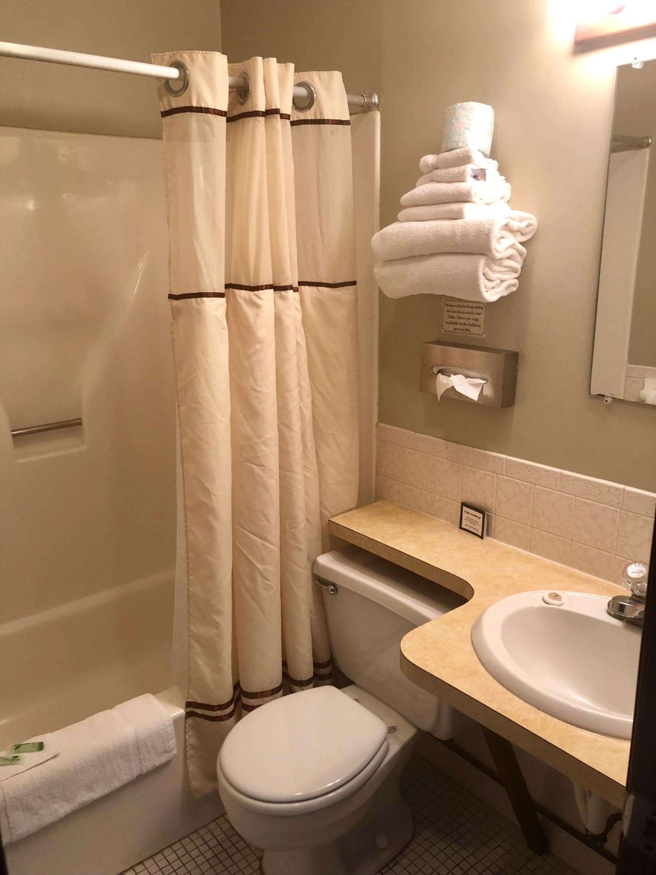 Double Room with Two Double Beds - Photo 4