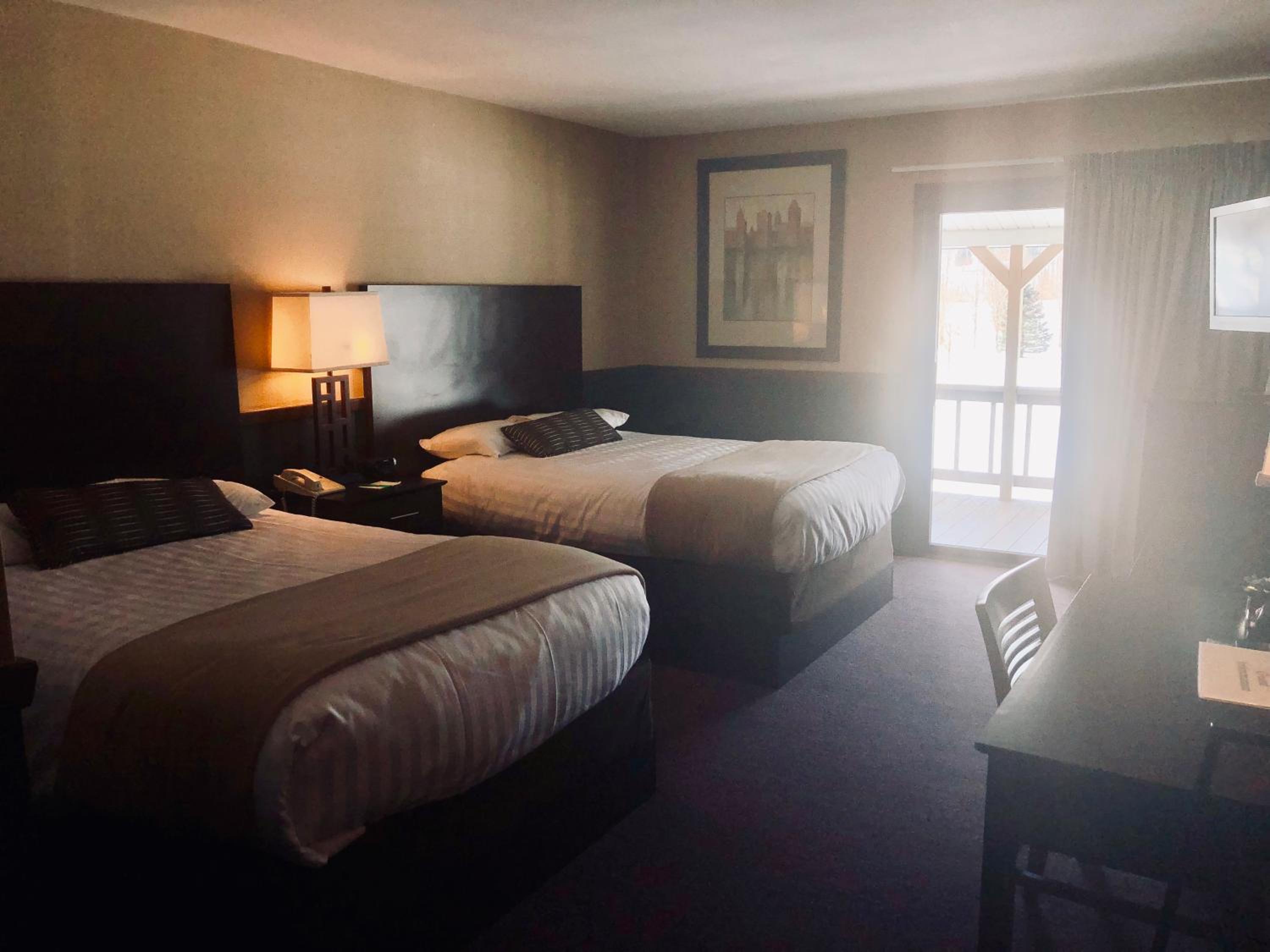 Double Room with Two Double Beds - Photo 6