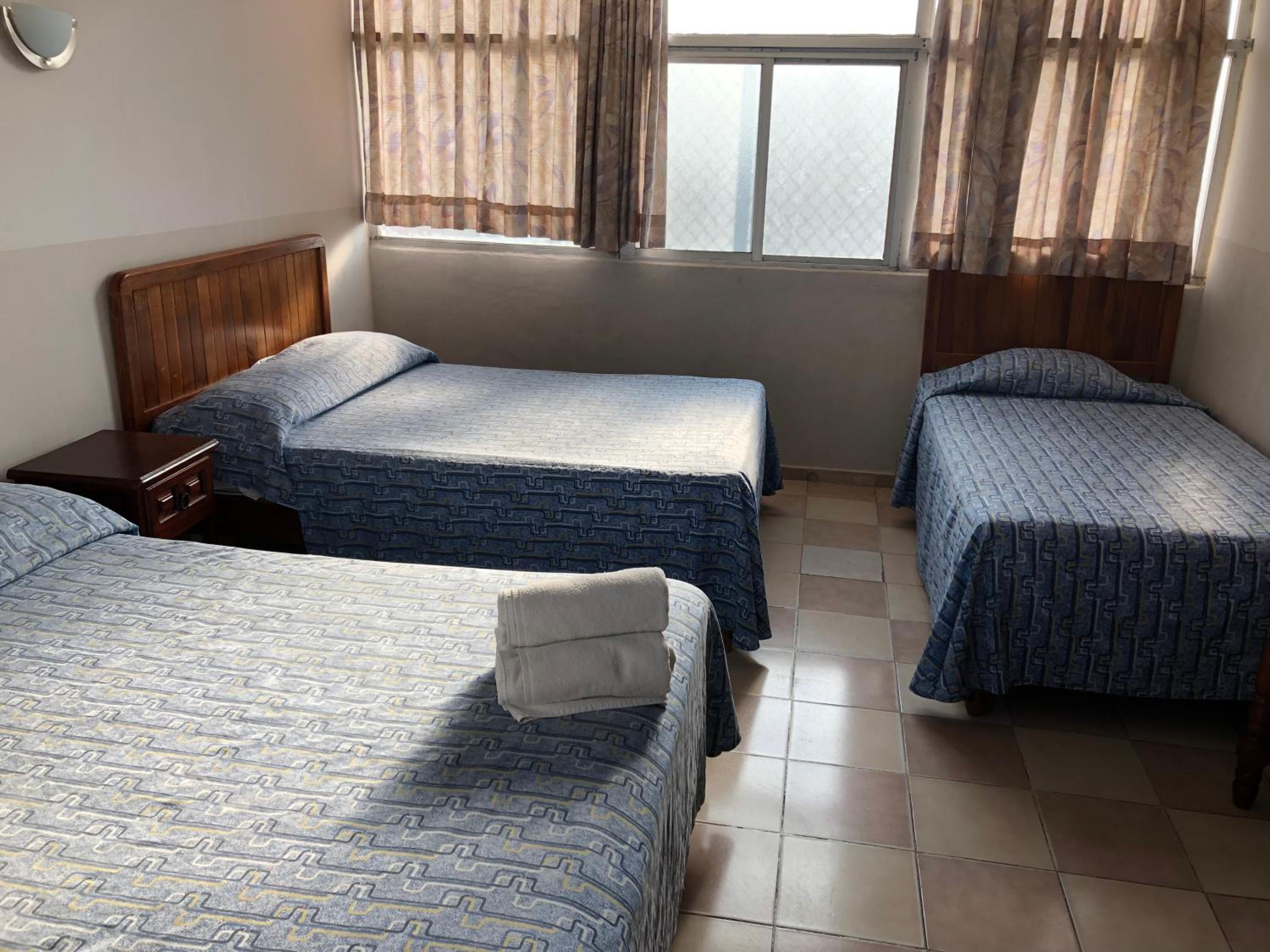 Comfort Triple Room with Shower