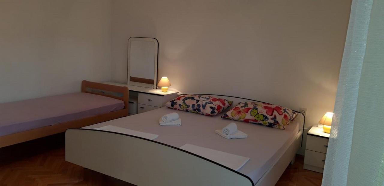 Two-Bedroom Apartment - Photo 7