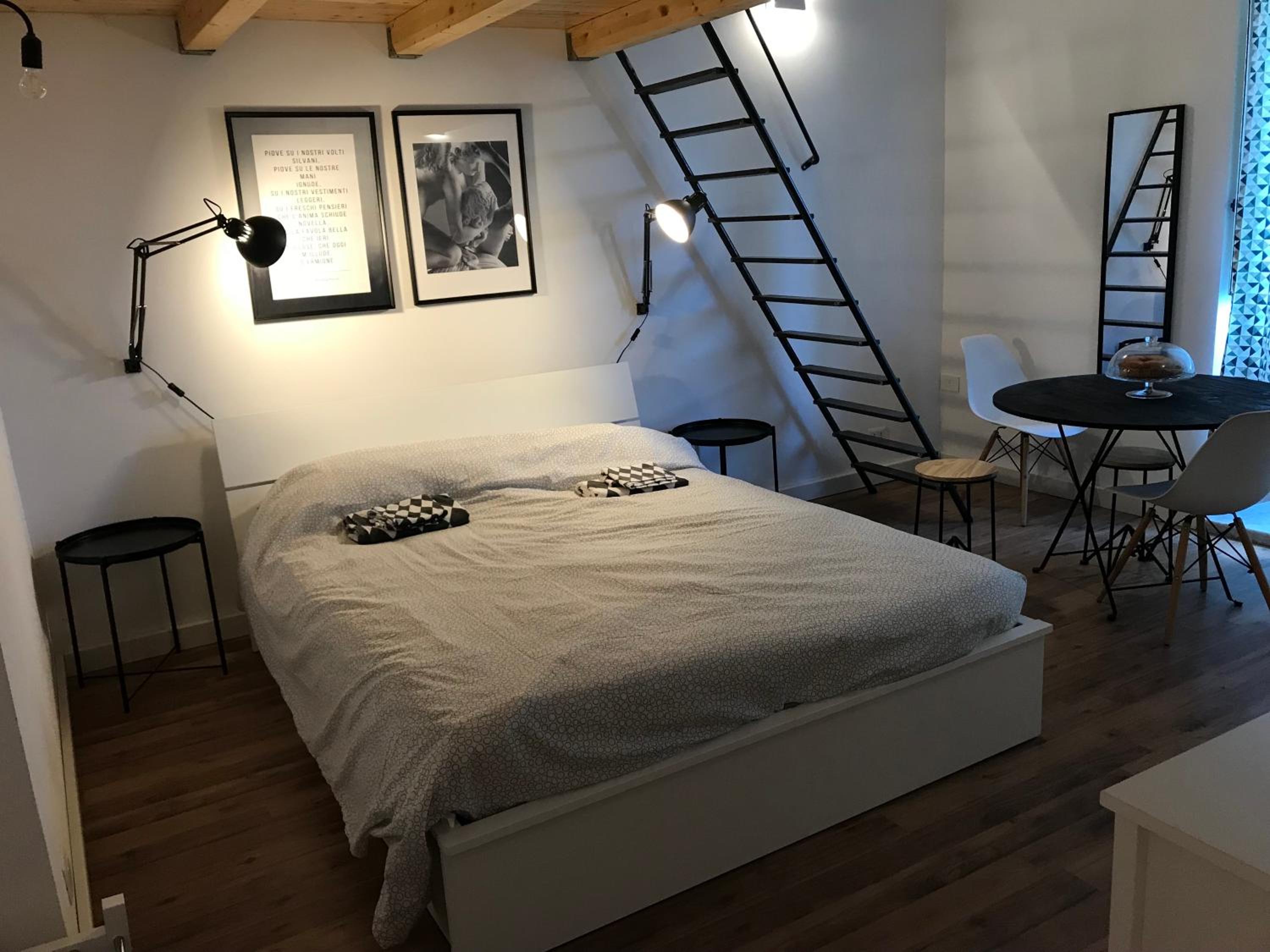 Quadruple Room with Private Bathroom - Photo 1