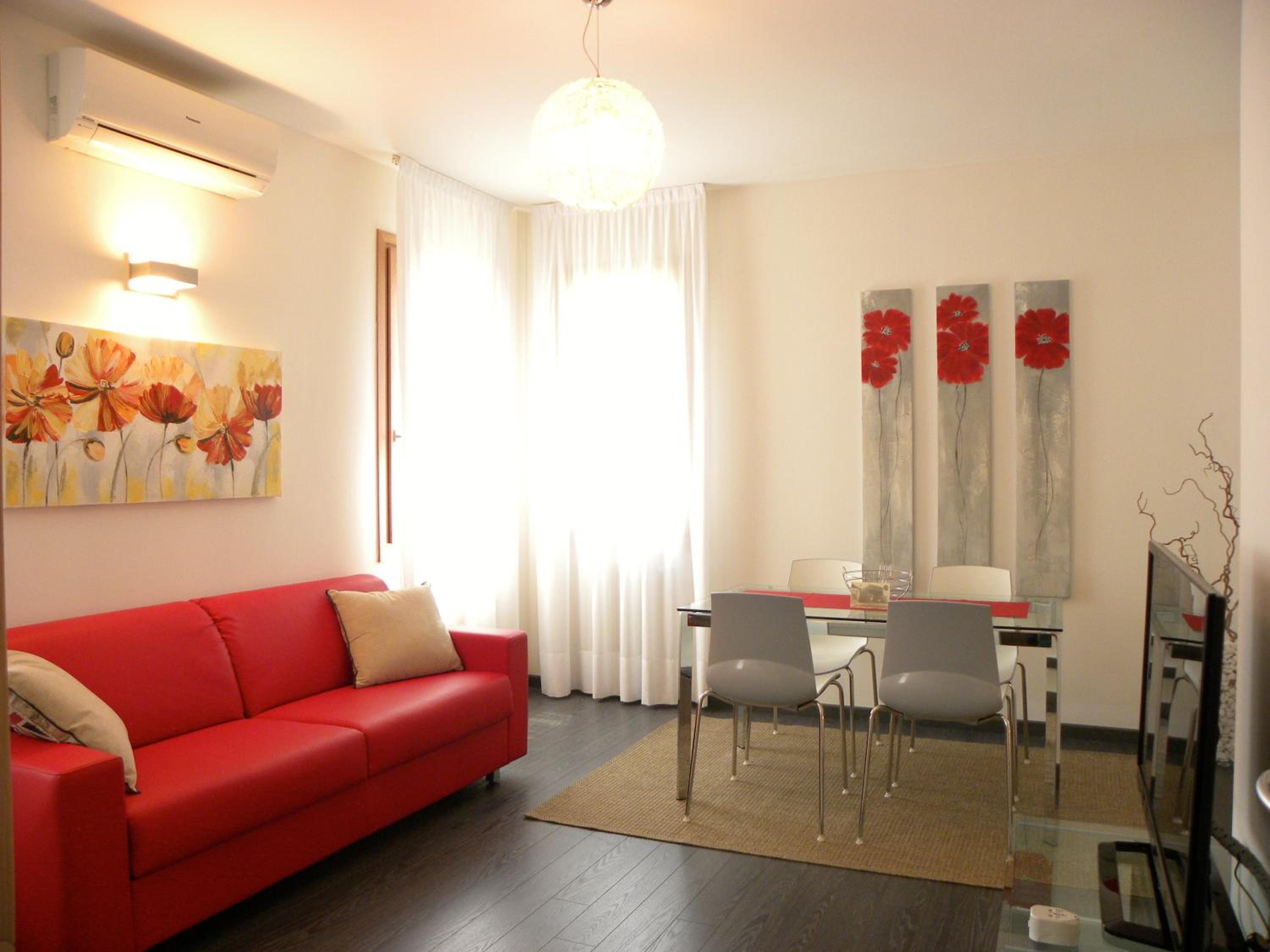 One-Bedroom Apartment (4 Adults) photo 3