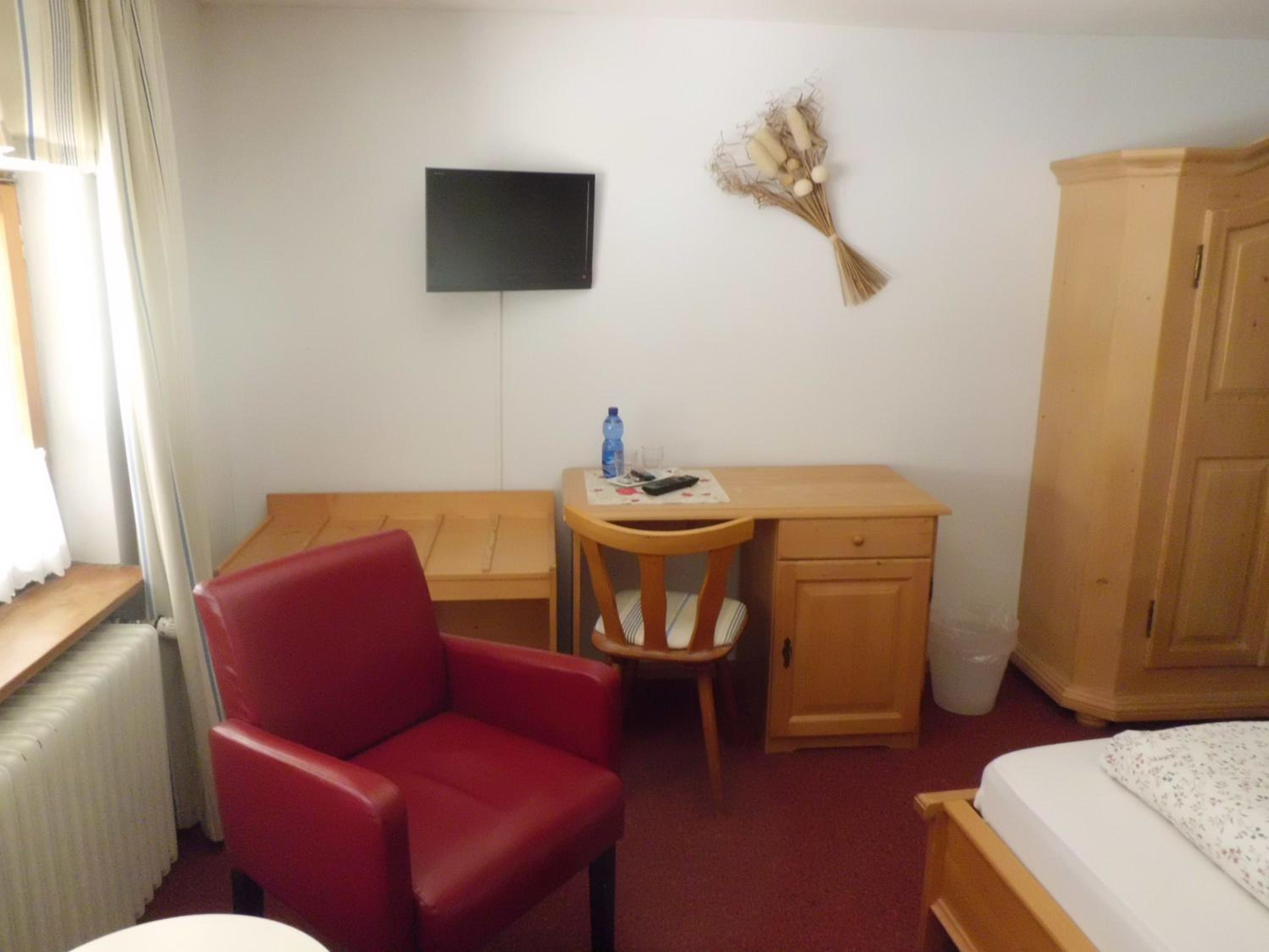 Standard Double Room photo 2