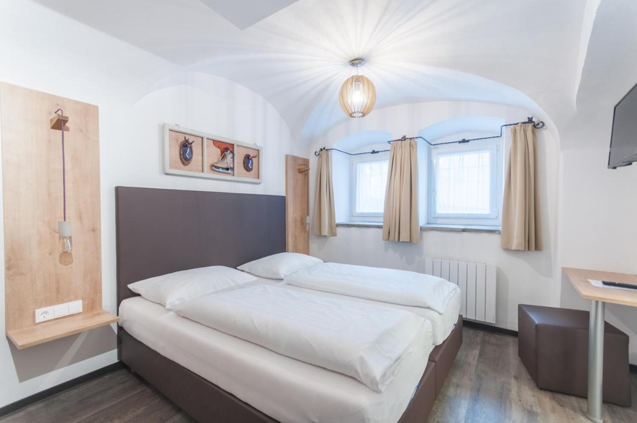 Budget Double Room photo 1