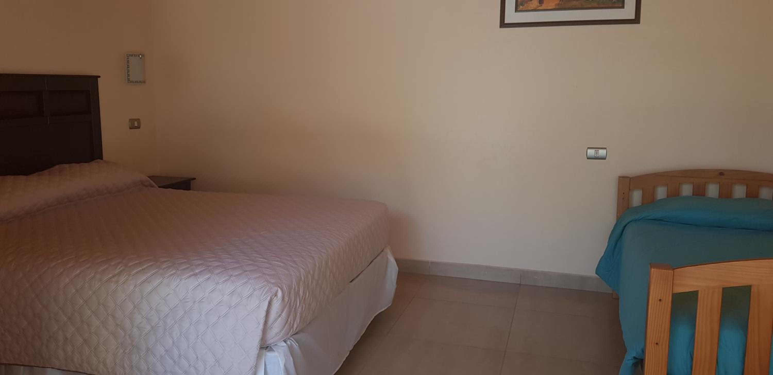 Quadruple Room with Private Bathroom photo 2