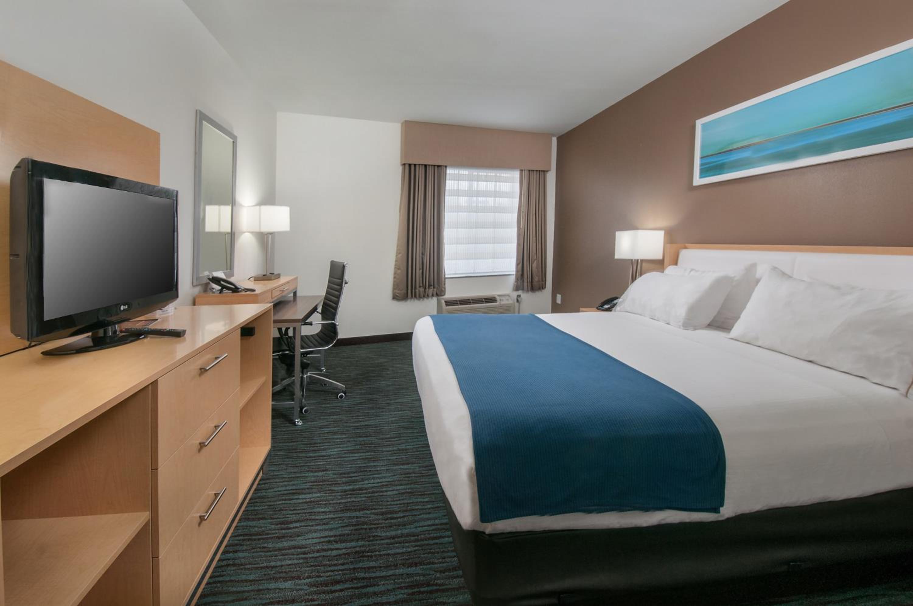Available room