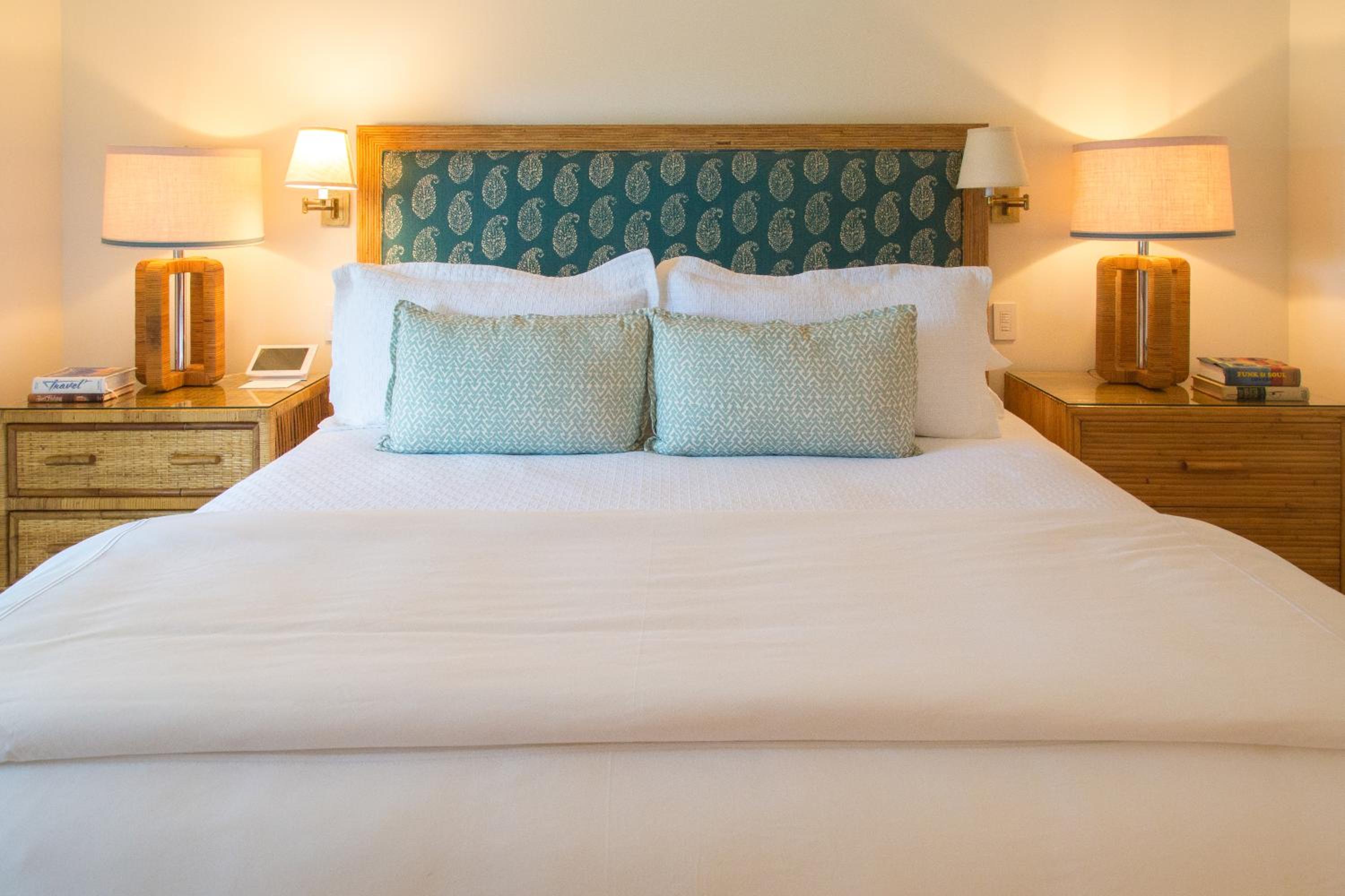 Nesbit- King Room photo 2