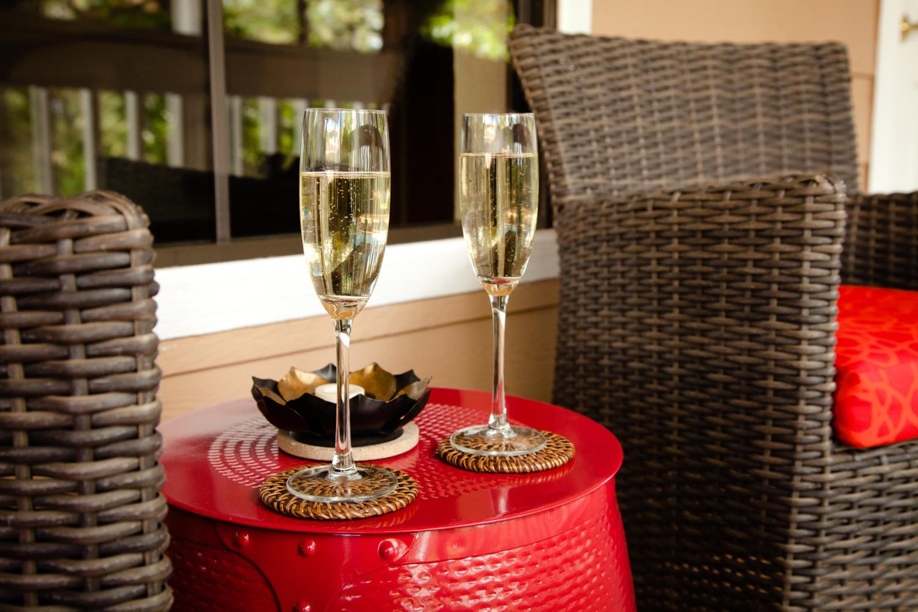 Premium King with Porch photo 2