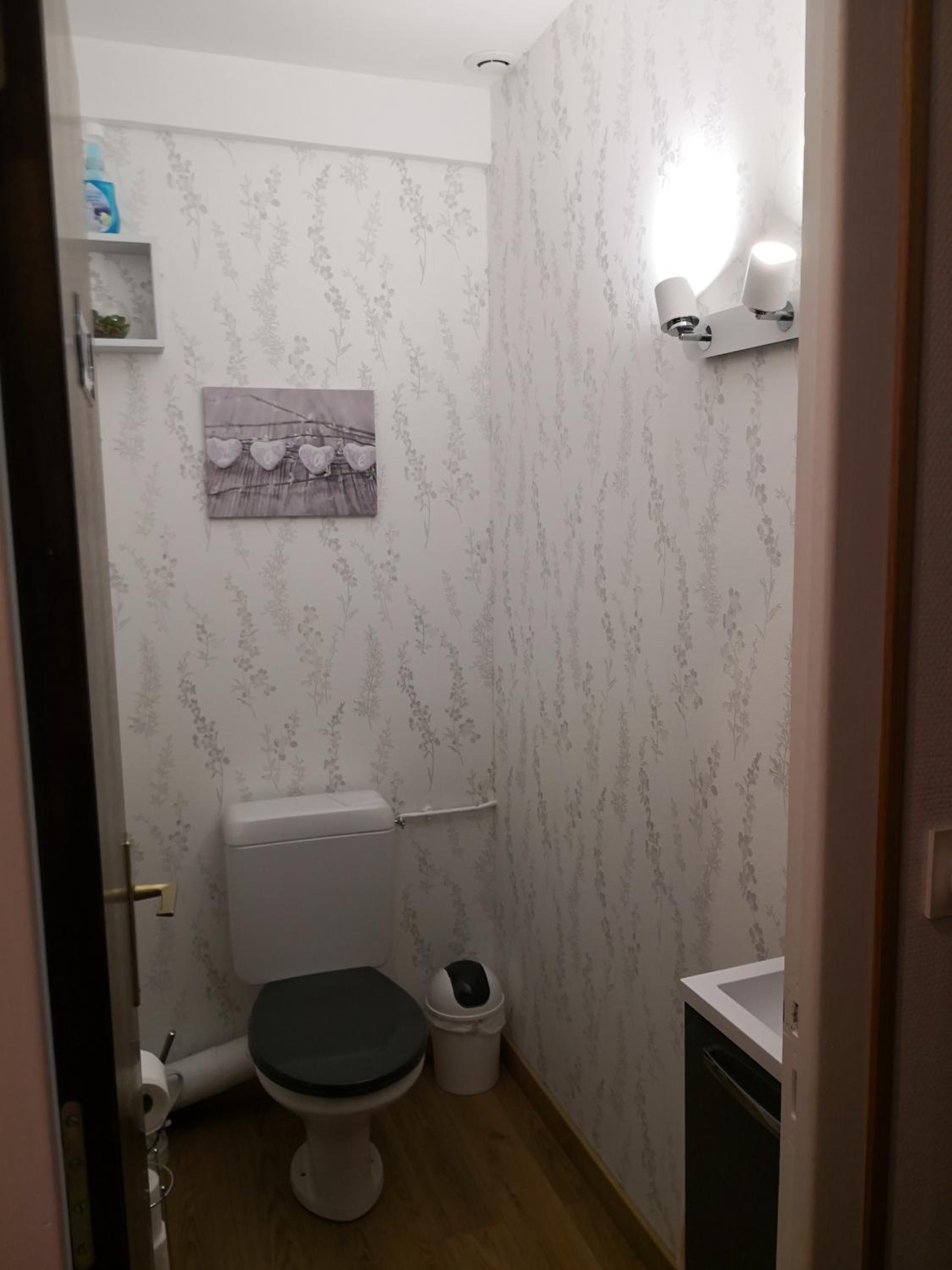 Double Room - Photo 4