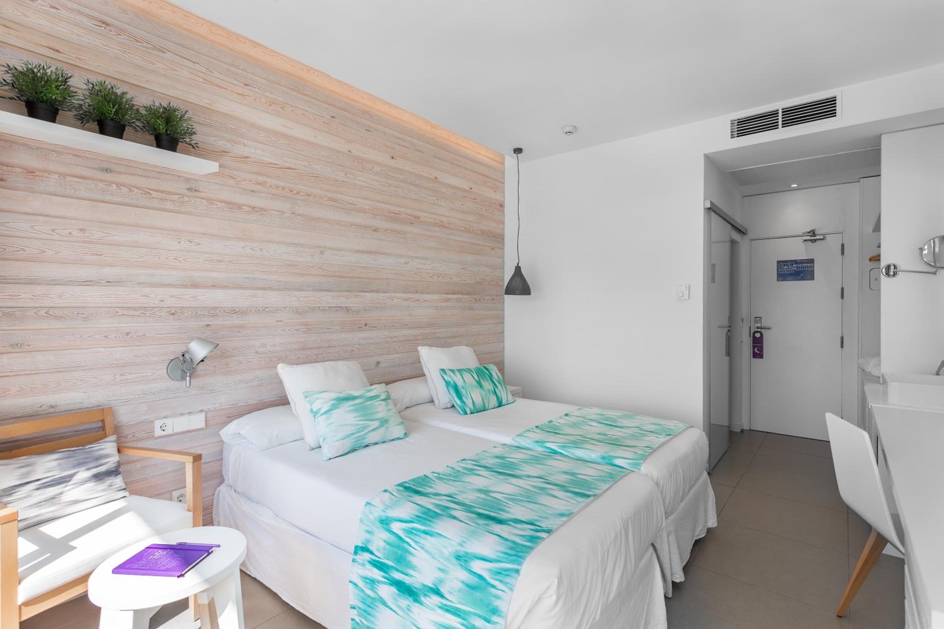 Double Room with Sea View photo 3