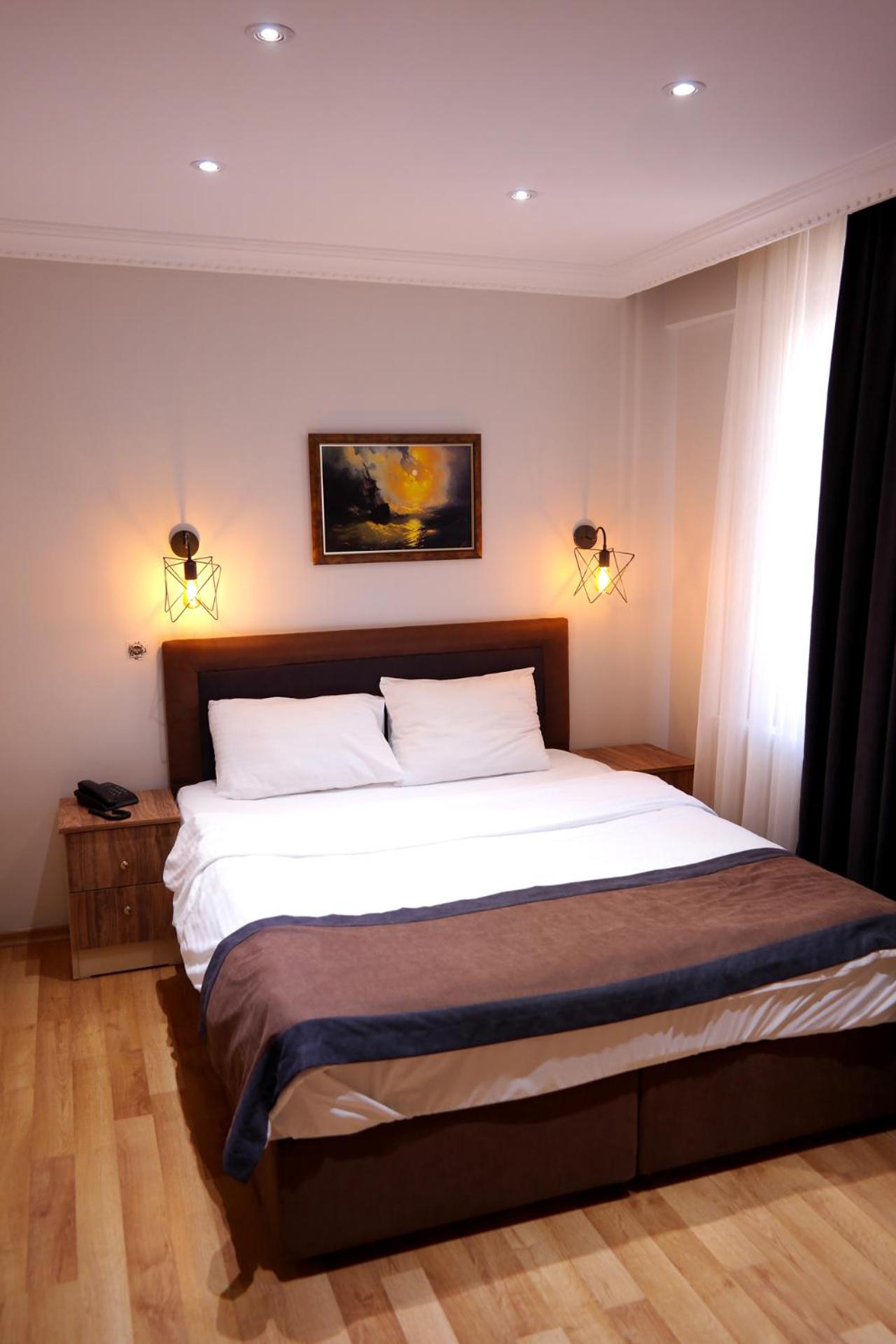 Deluxe Family Room (5 Adults) photo 1