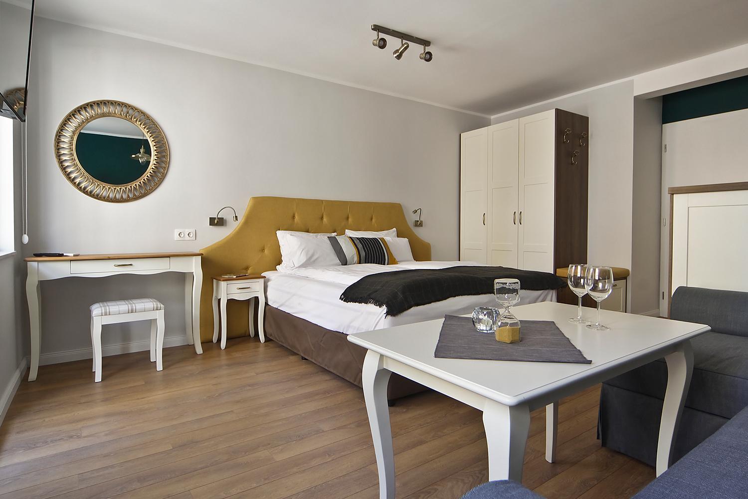 Studio Apartment - Photo 5