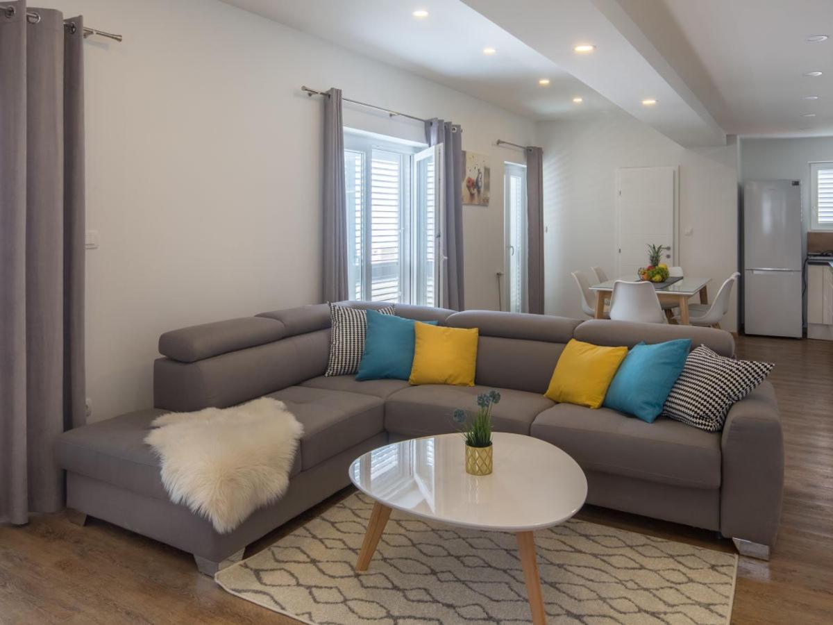 Apartment with Sea View photo 1