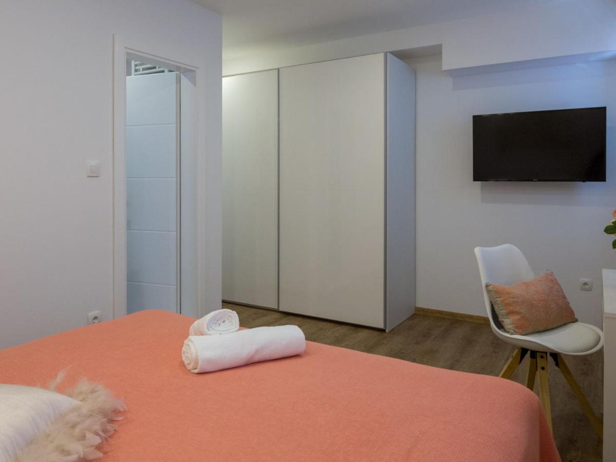 Apartment with Sea View photo 2