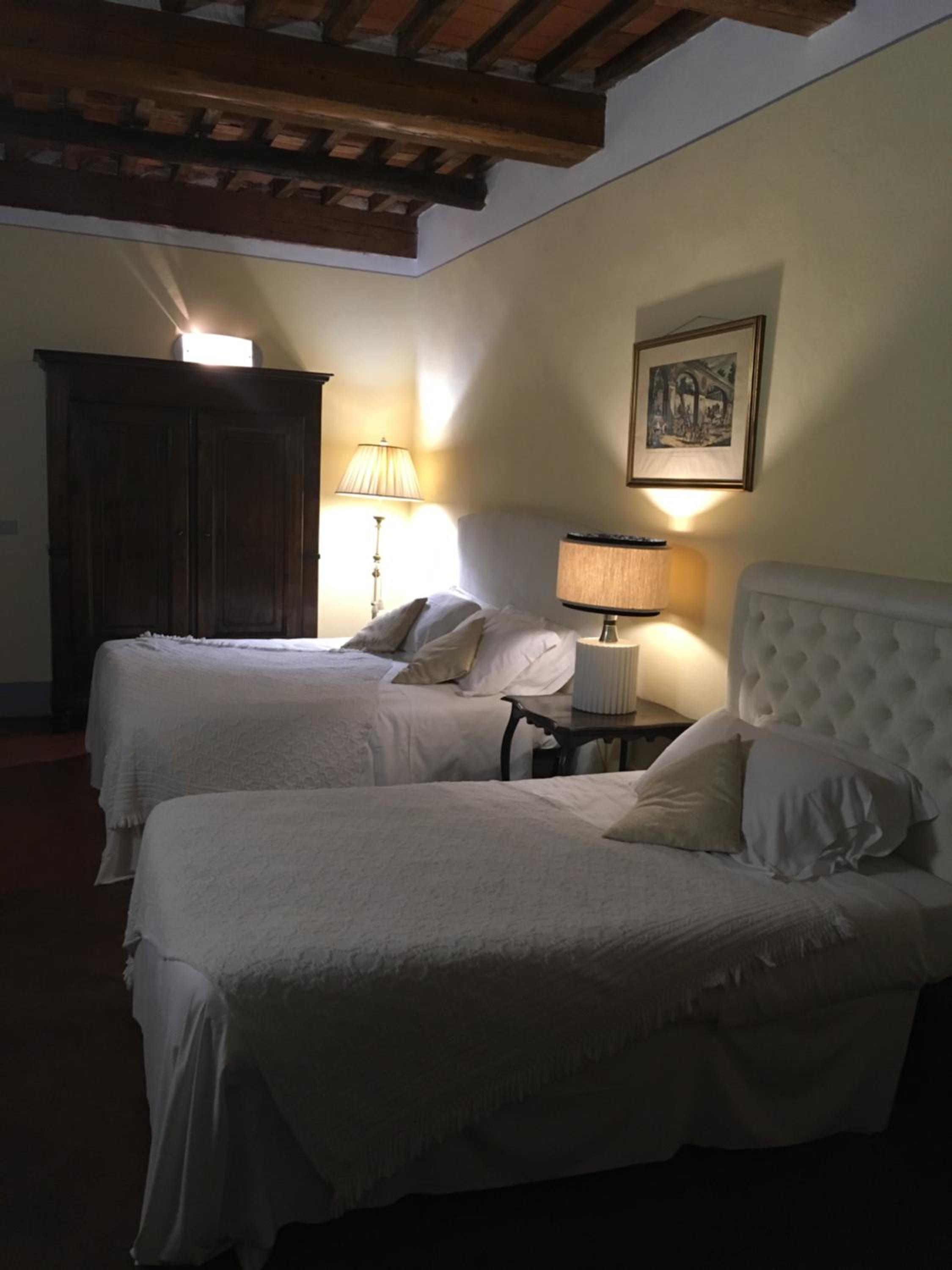 Triple Room with Terrace - Photo 9