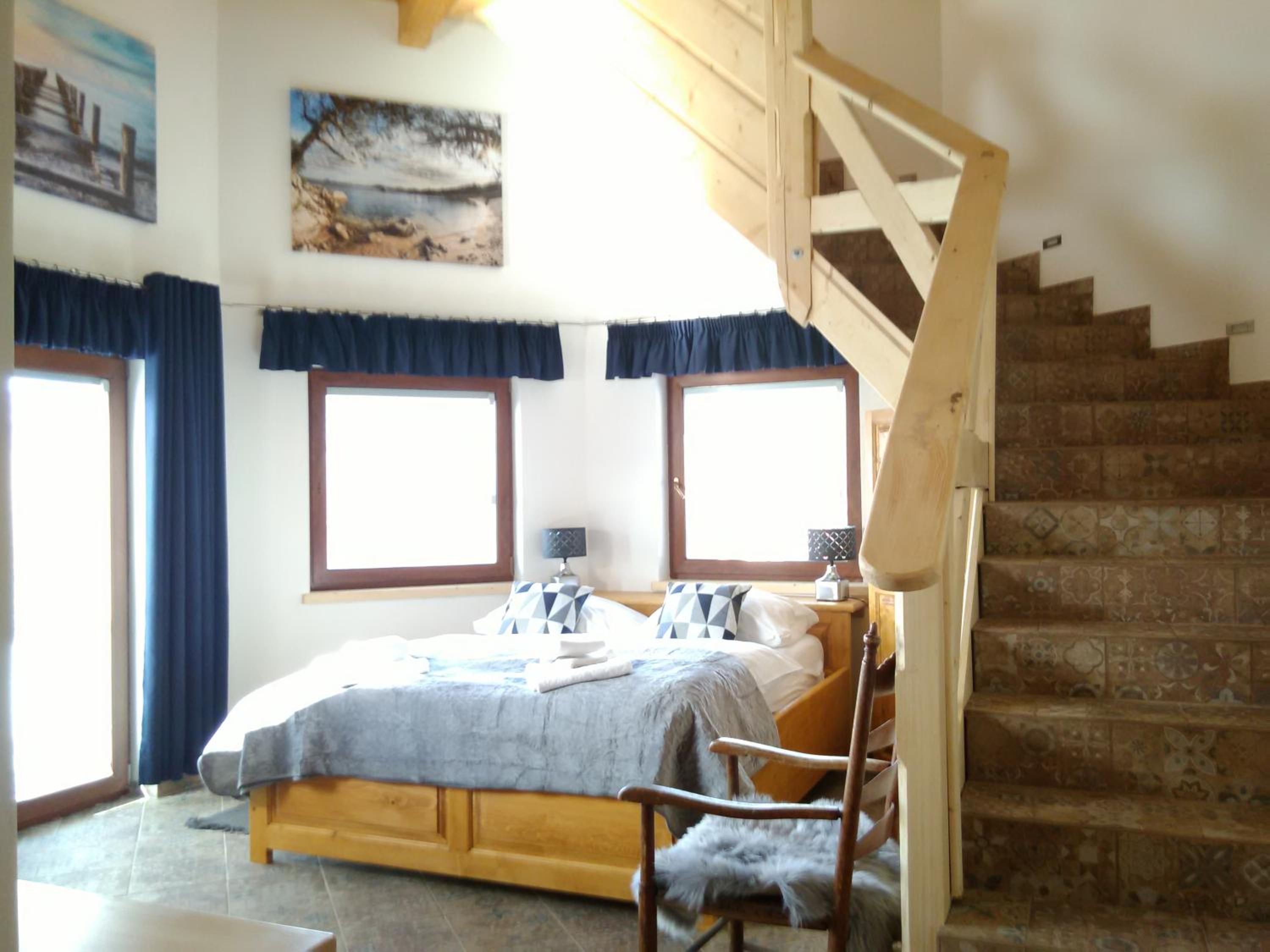 Superior Double Room with Jacuzzi, Balcony and Panoramic Lake View