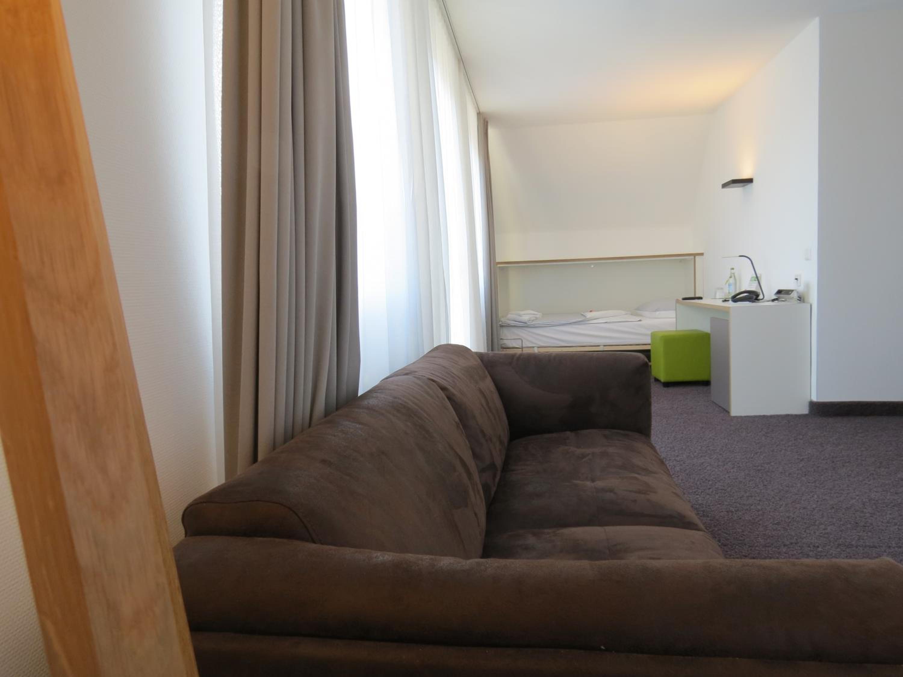 Comfort Family Suite (6 Adults) - Photo 18