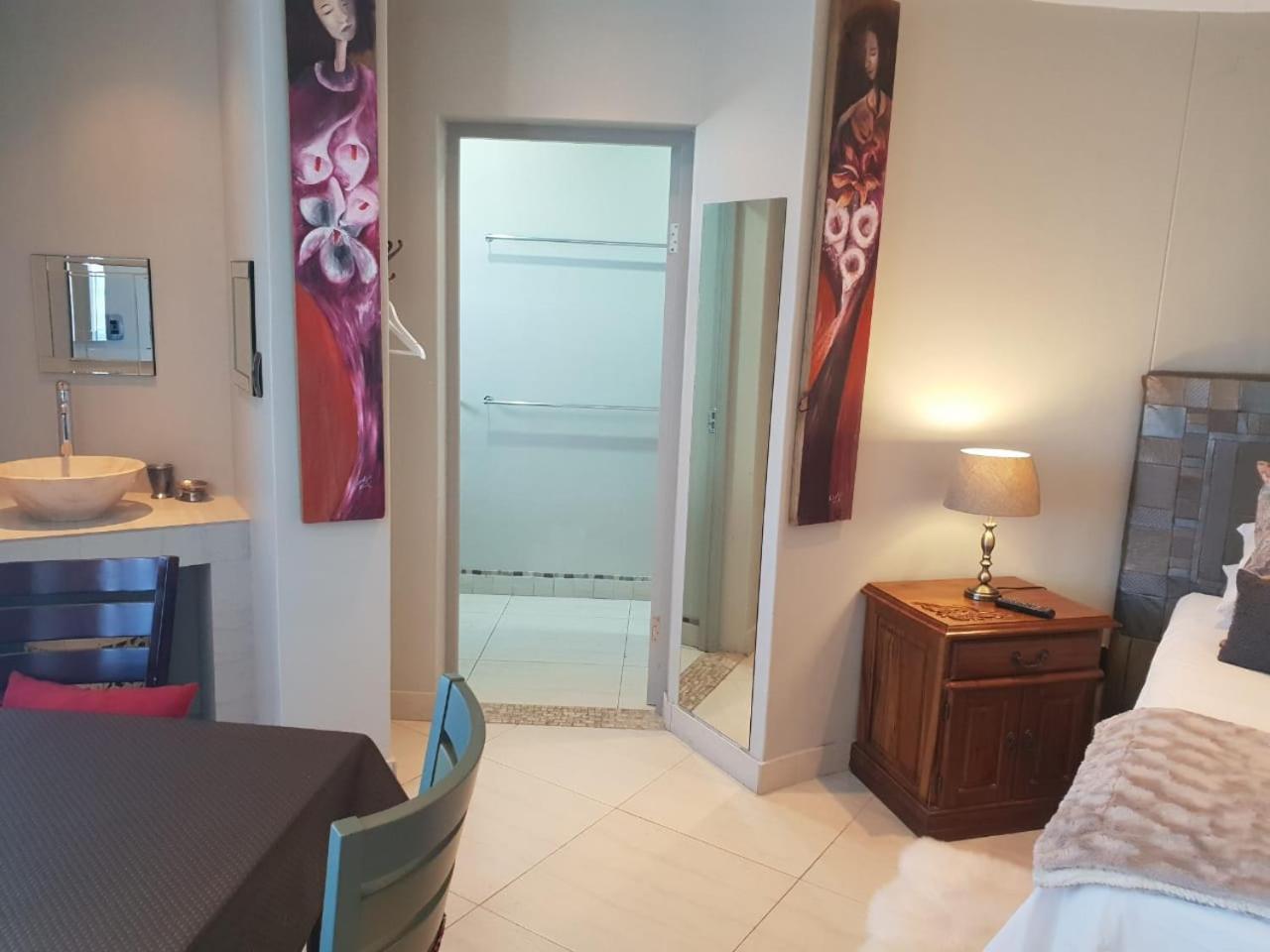 Crystal Queens Suite photo 3