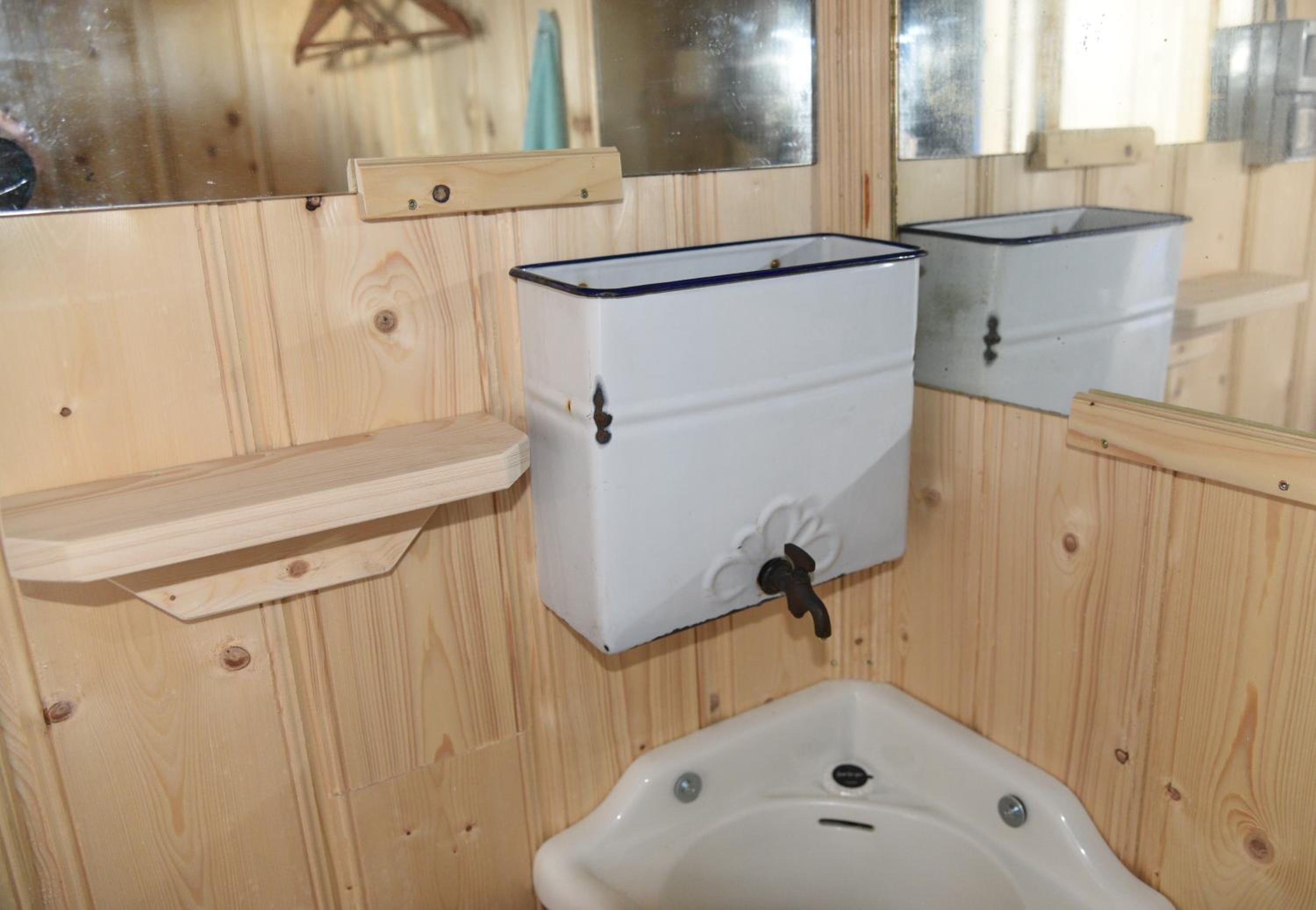 One-Bedroom Chalet photo 2