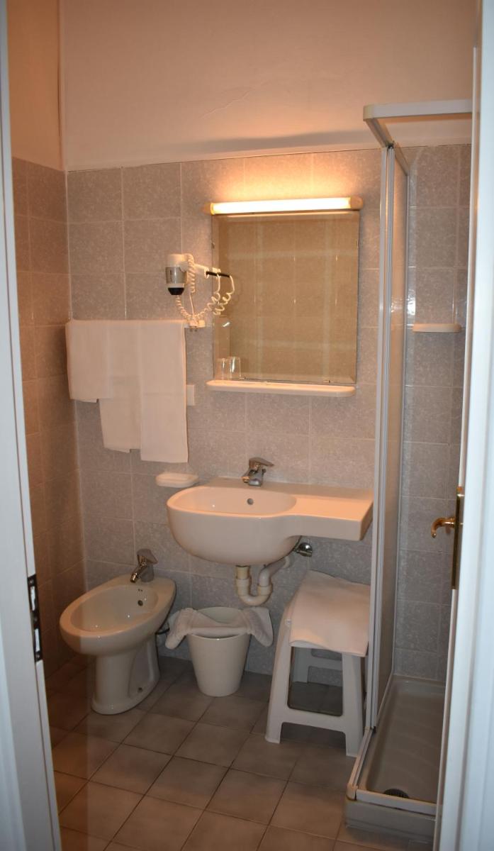 Double Room with Sea View photo 2