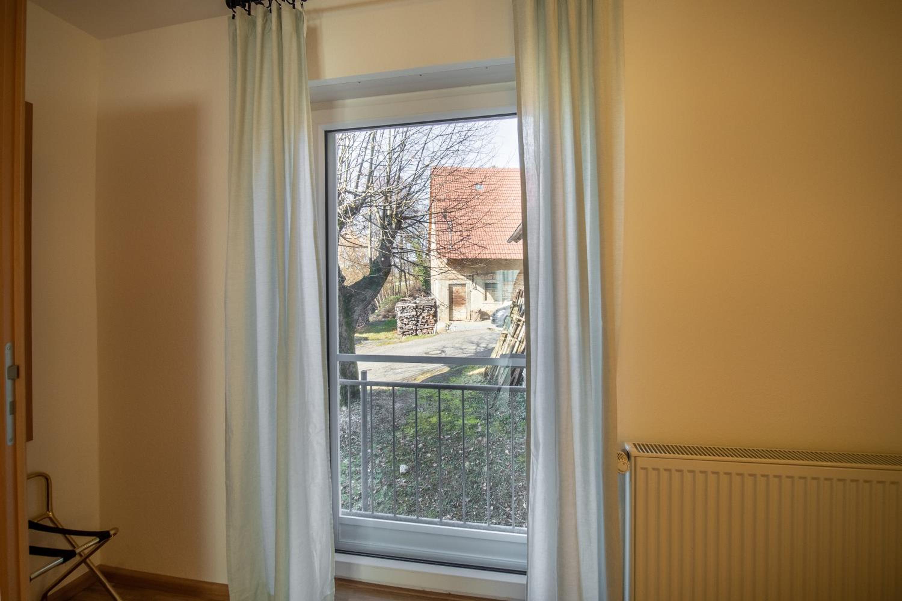 Apartment with Balcony photo 2
