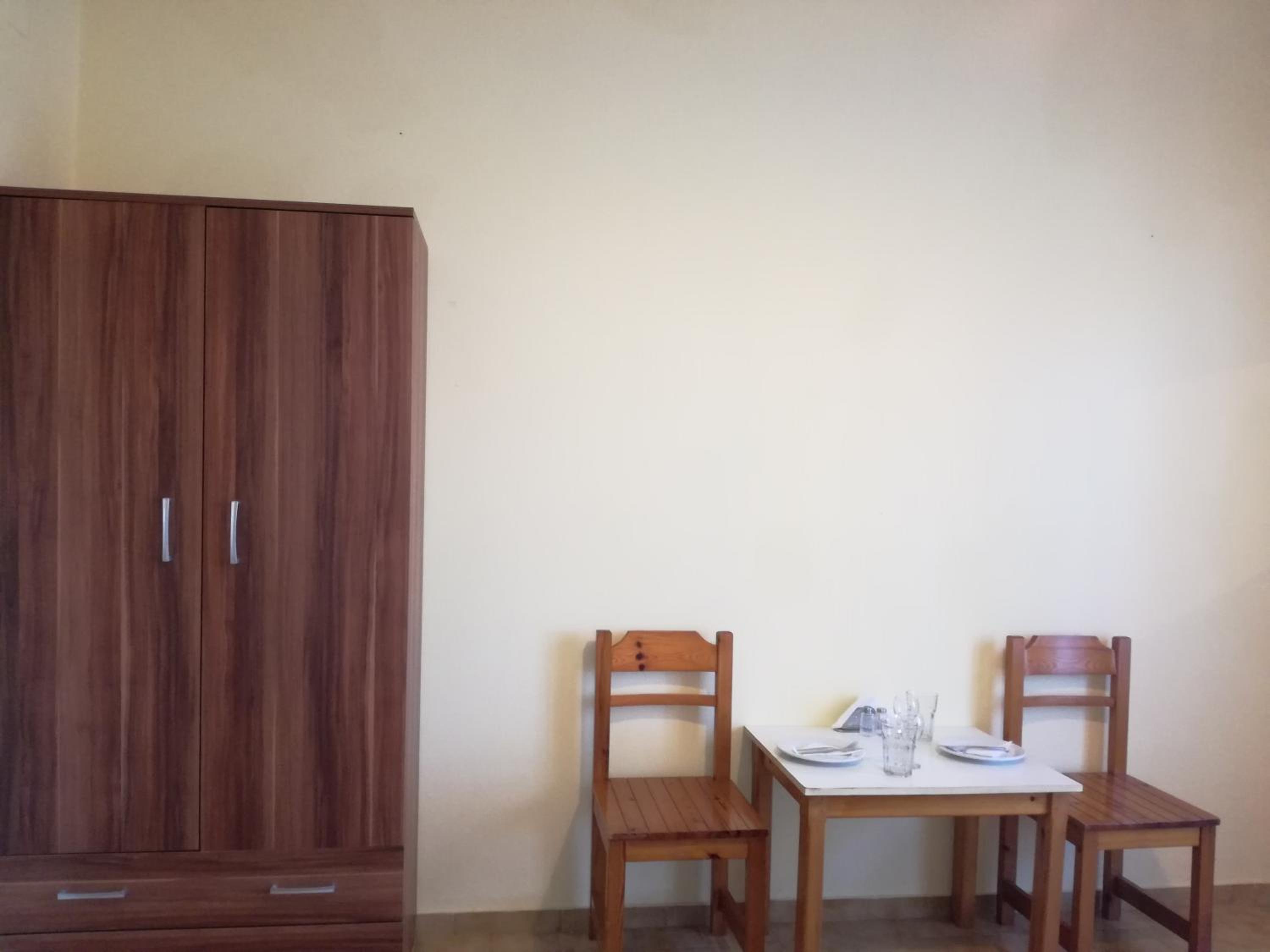 Apartment with Mountain View photo 3