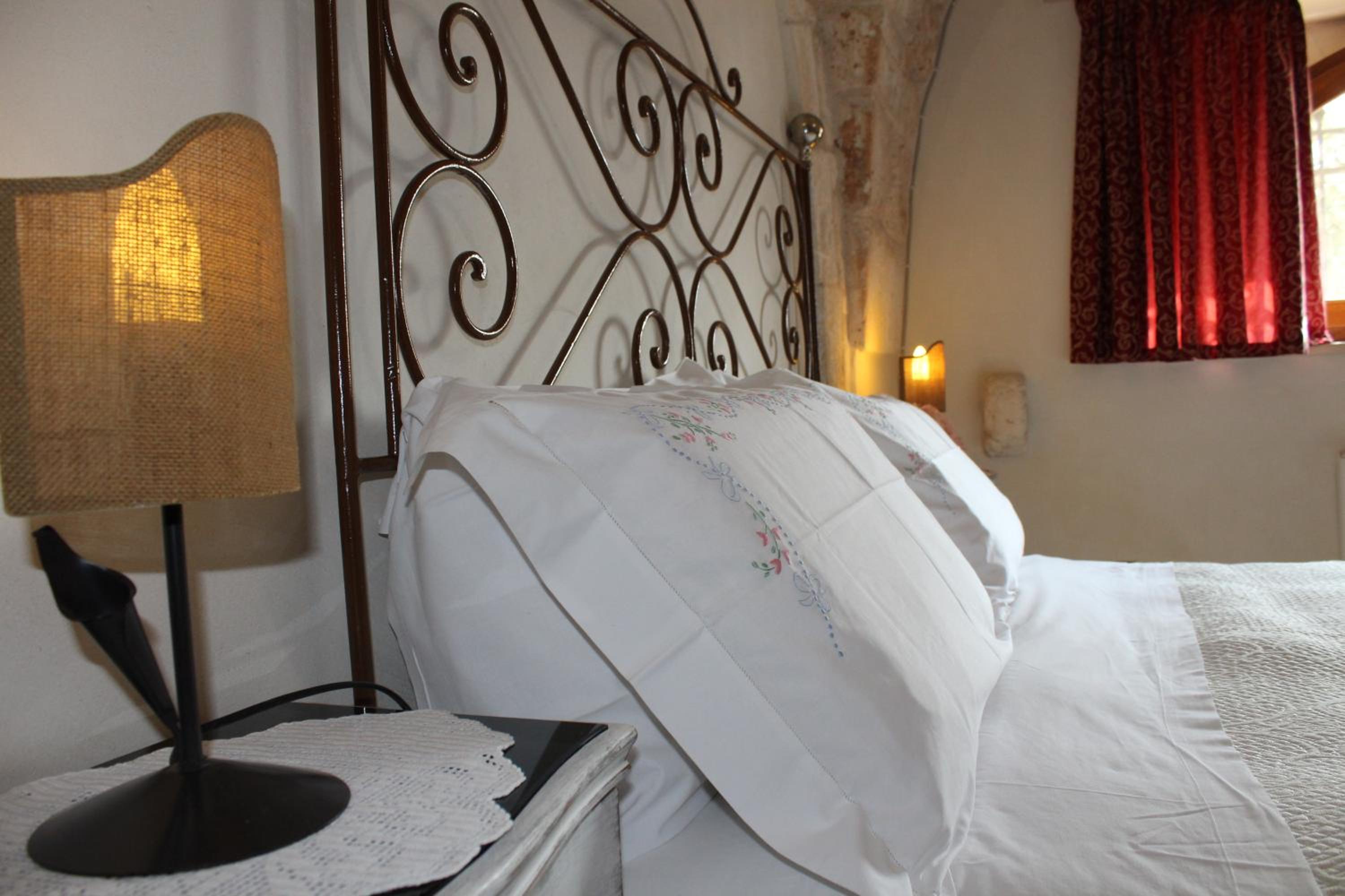 Double or Twin Room with Garden View photo 2
