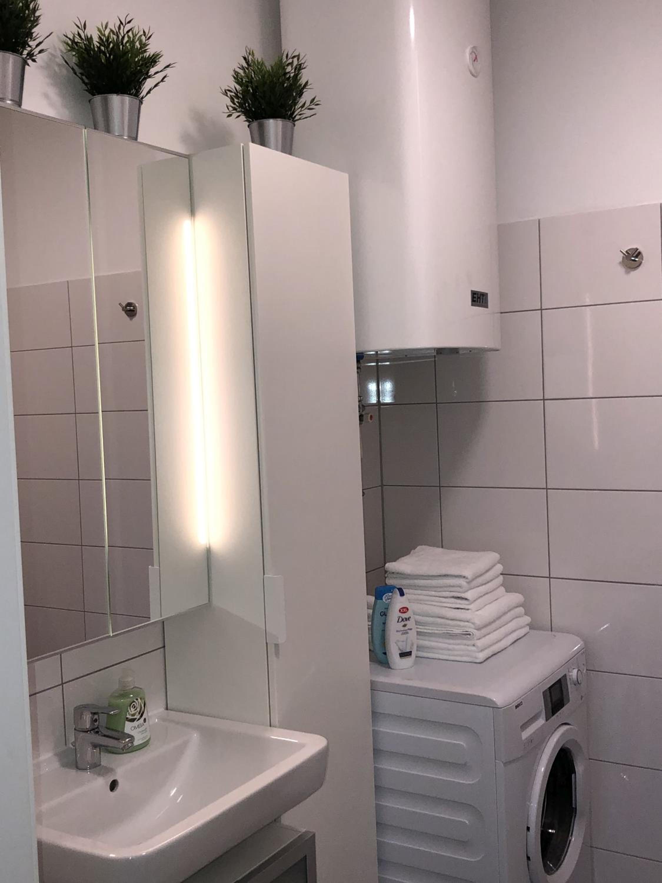 Apartment - Photo 19