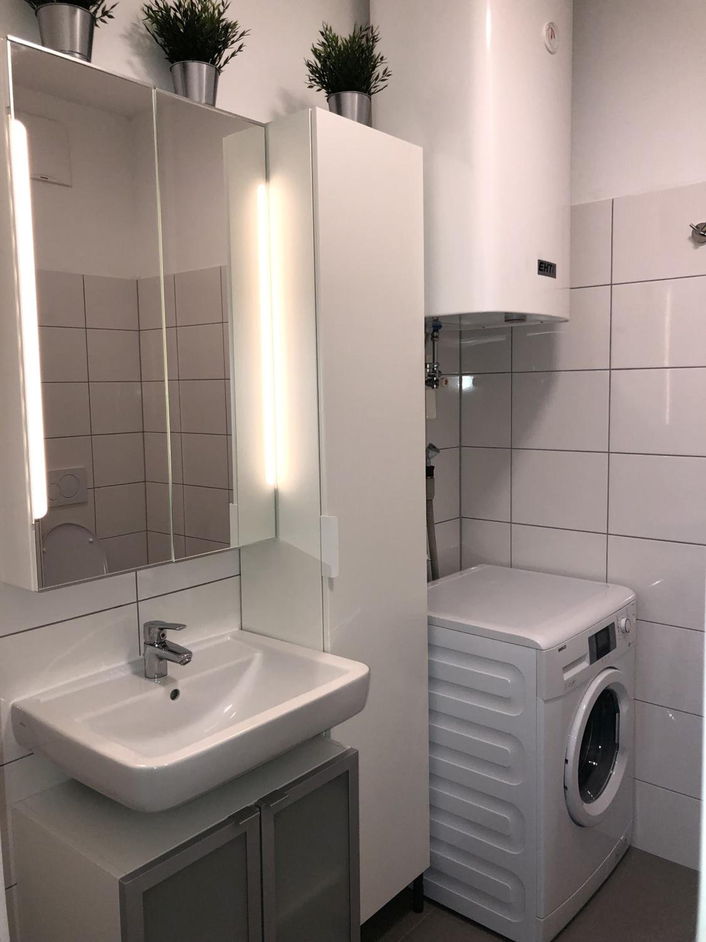 Apartment - Photo 22