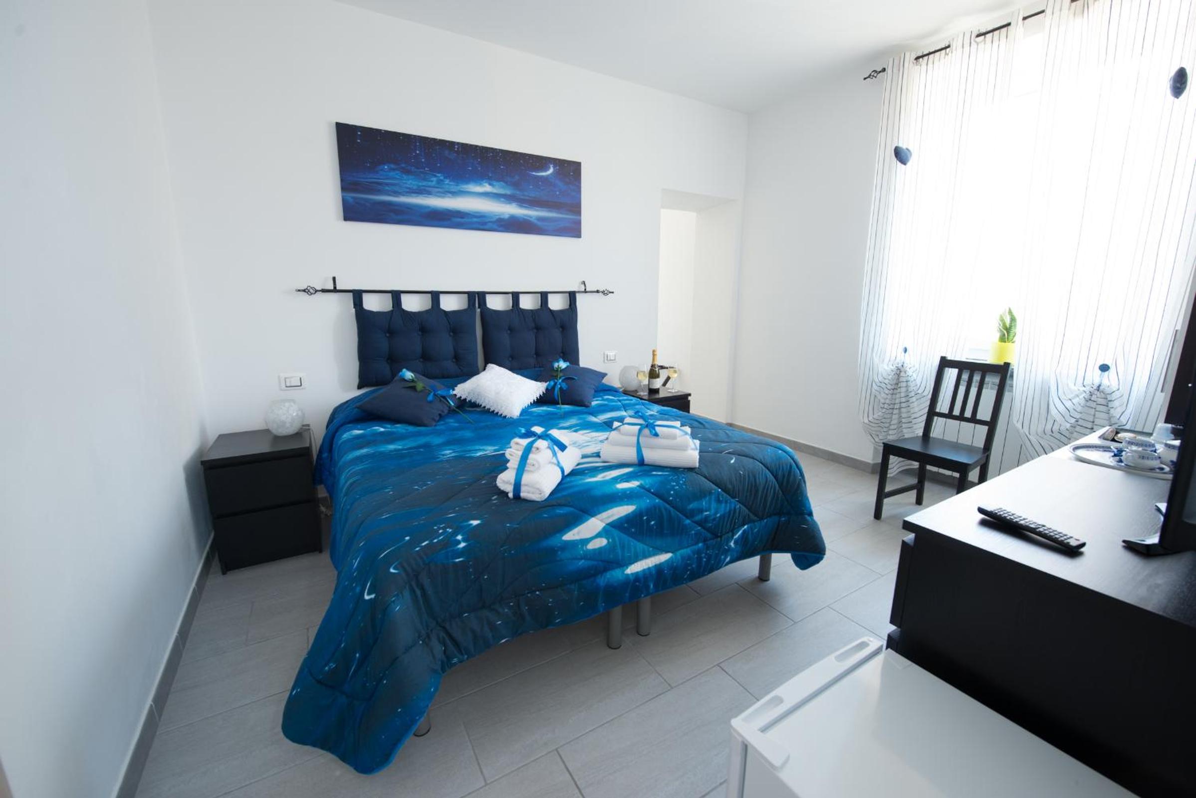 Deluxe Double or Twin Room - Photo 4