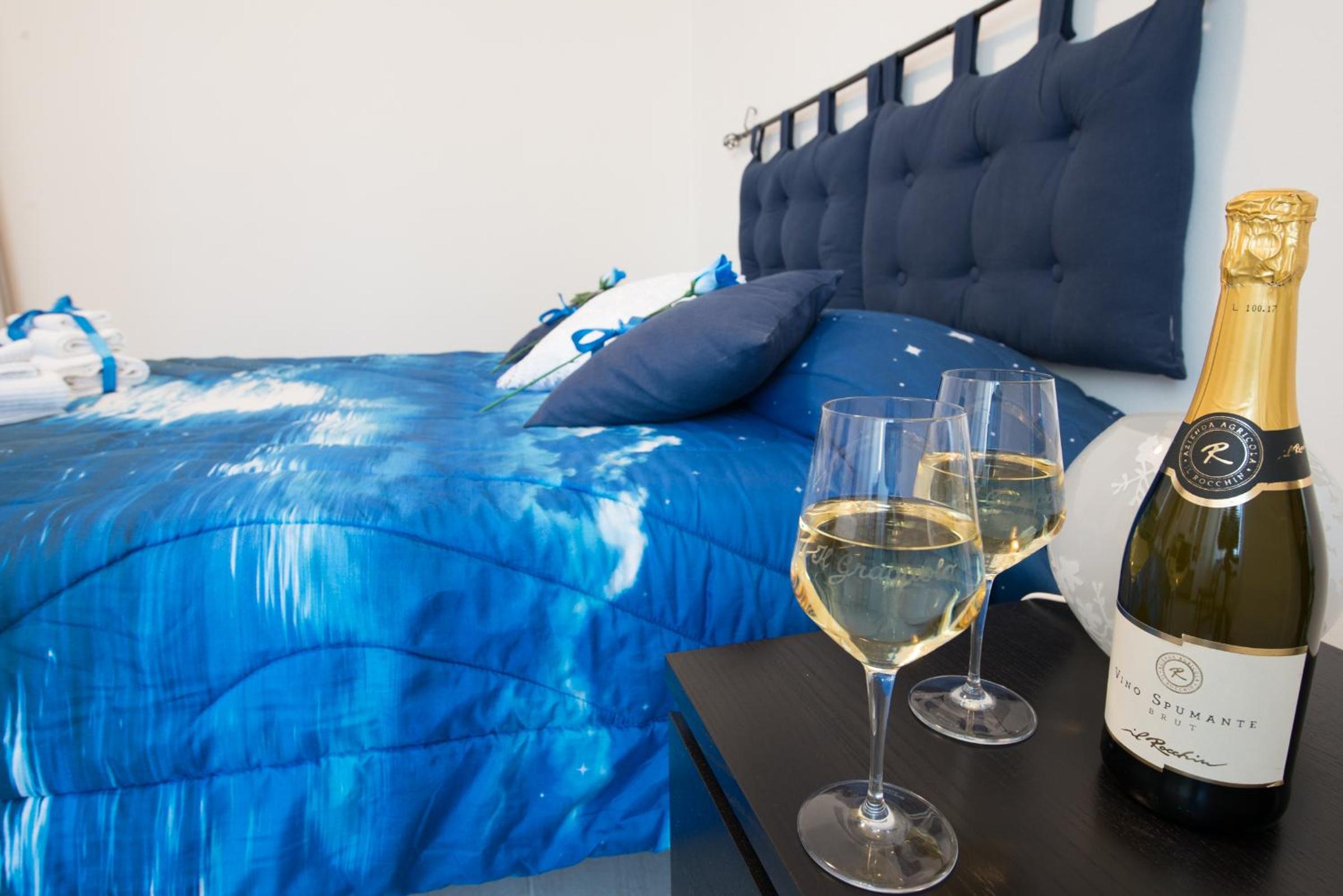 Deluxe Double or Twin Room - Photo 1