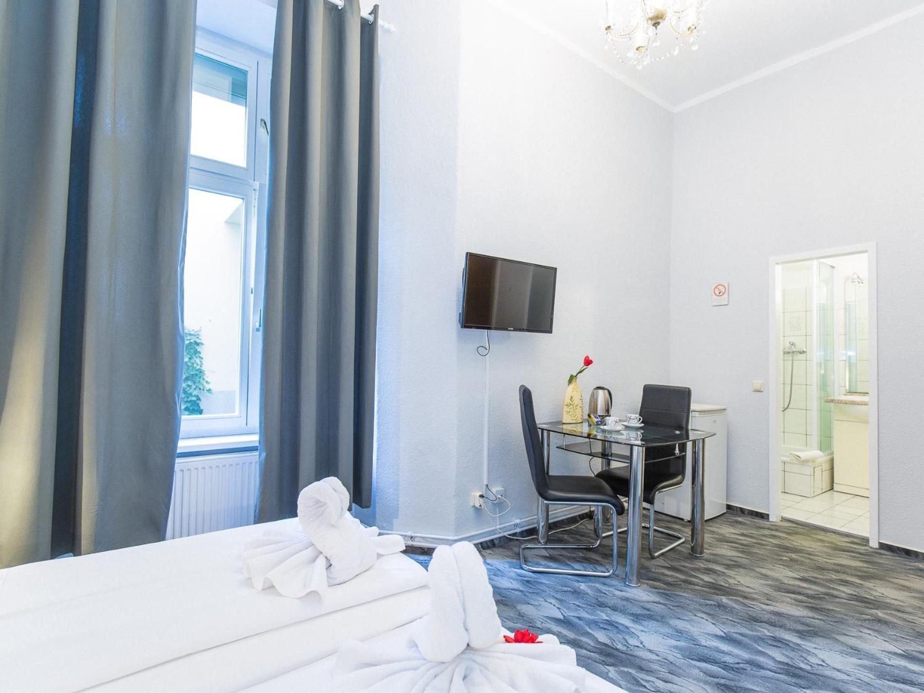 Double Room photo 2