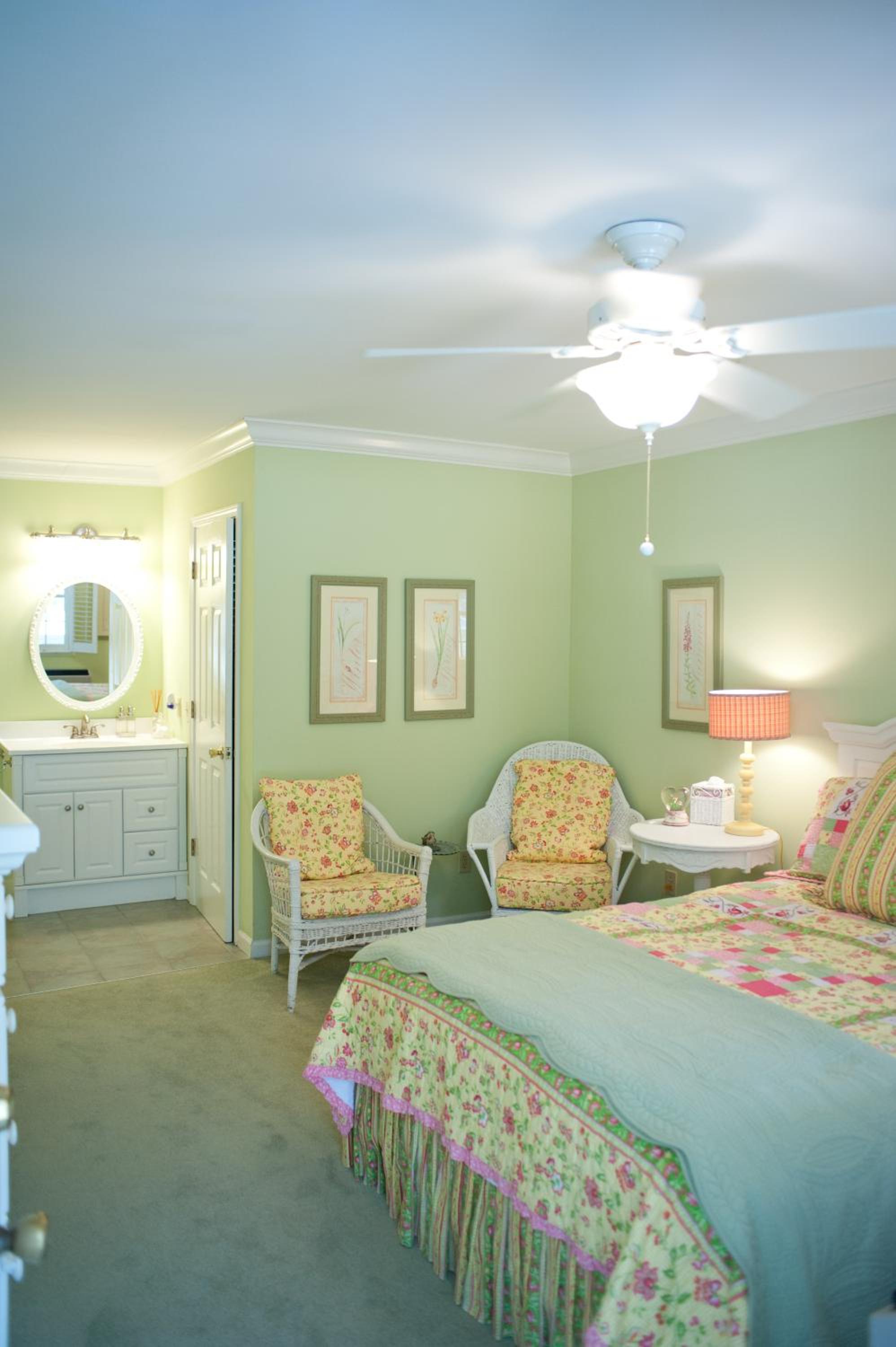 Queen Room with Balcony photo 3