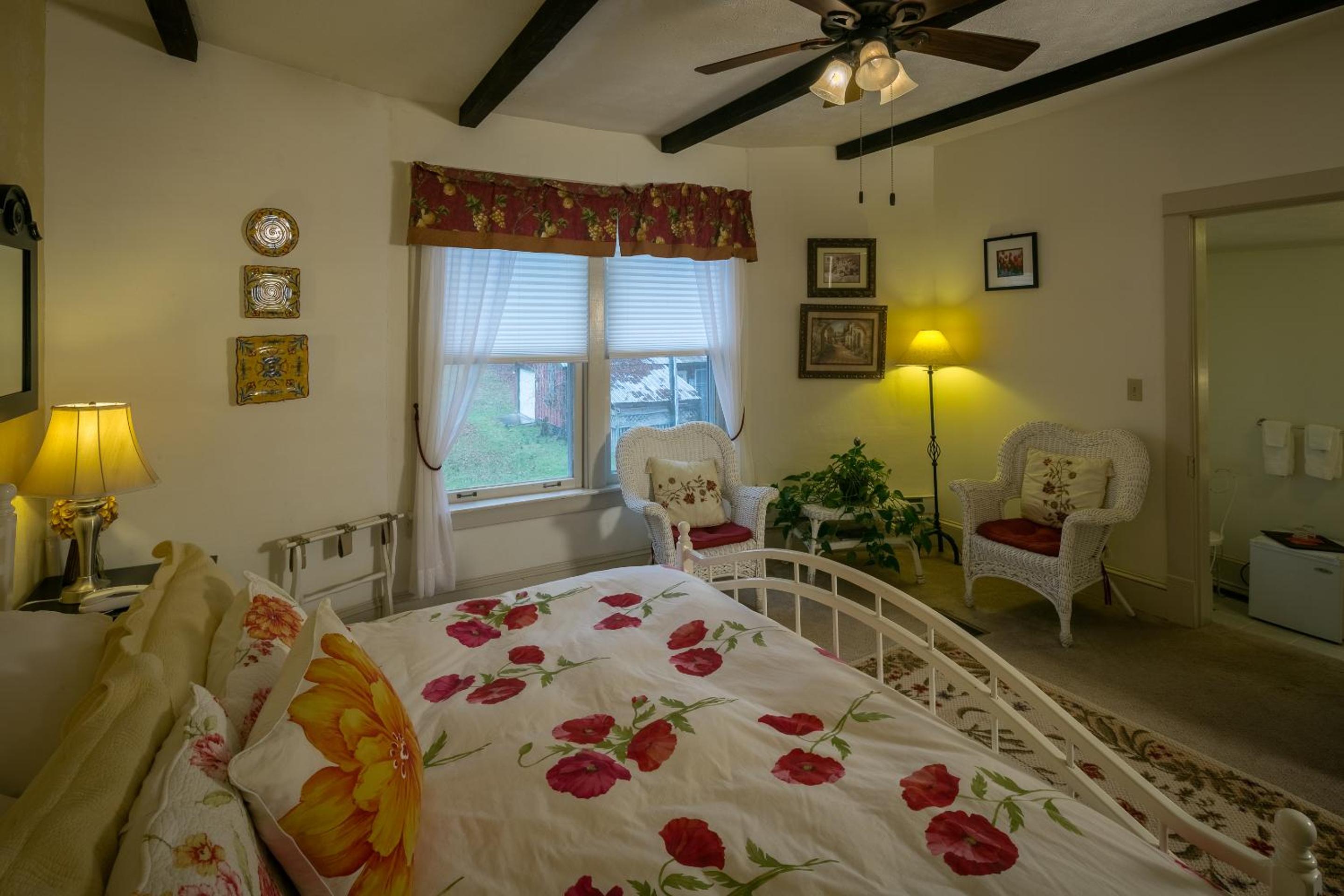 Aunt Doris Room 2 photo 3