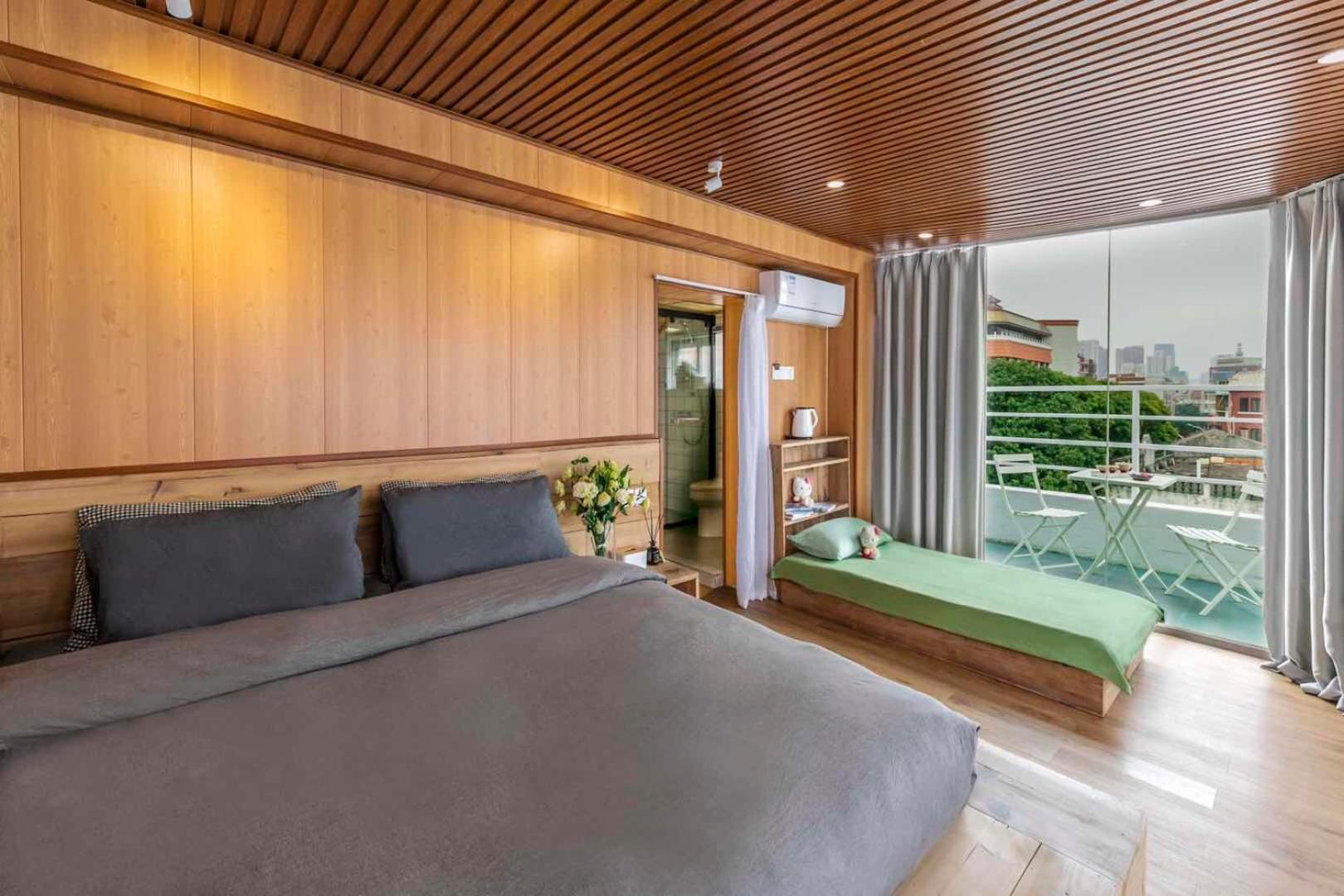 Double Room With Private Bathroom photo 1