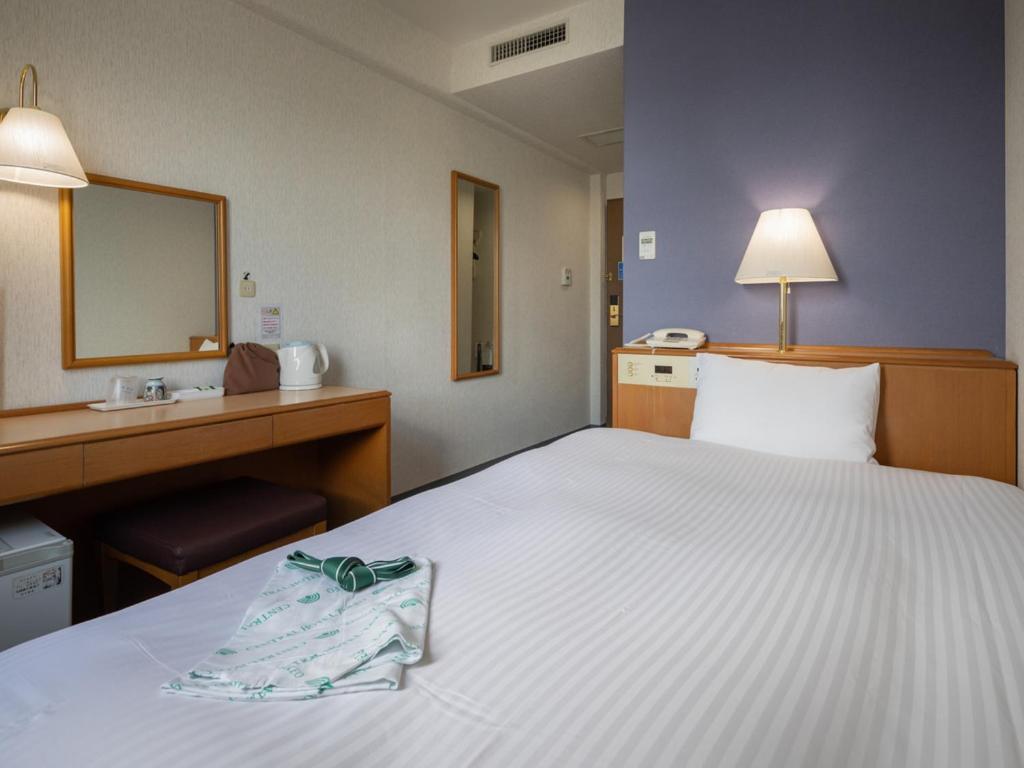 Single Room with Bath - Smoking - Main Building photo 1