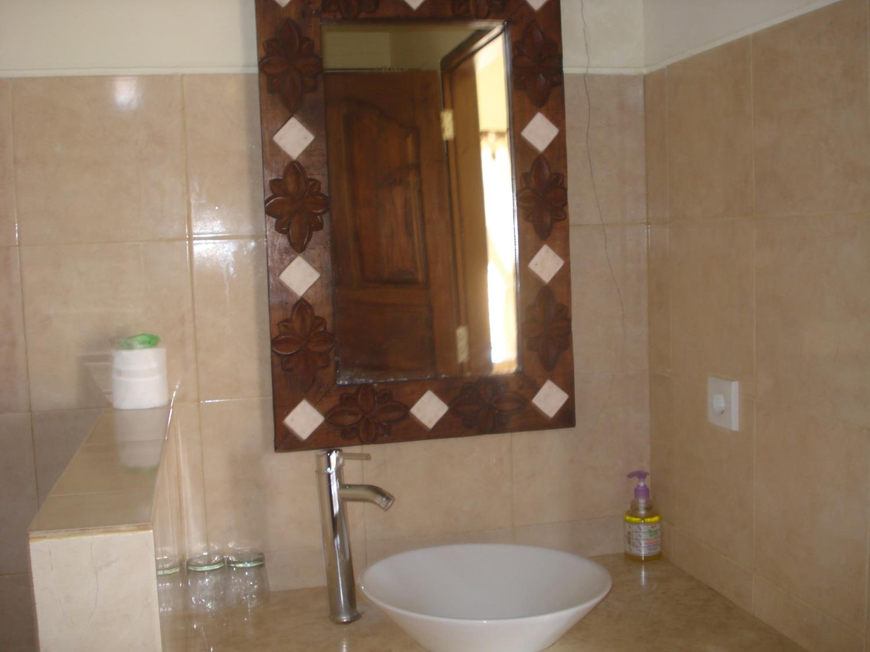 Bungalow with Sea View - Photo 2