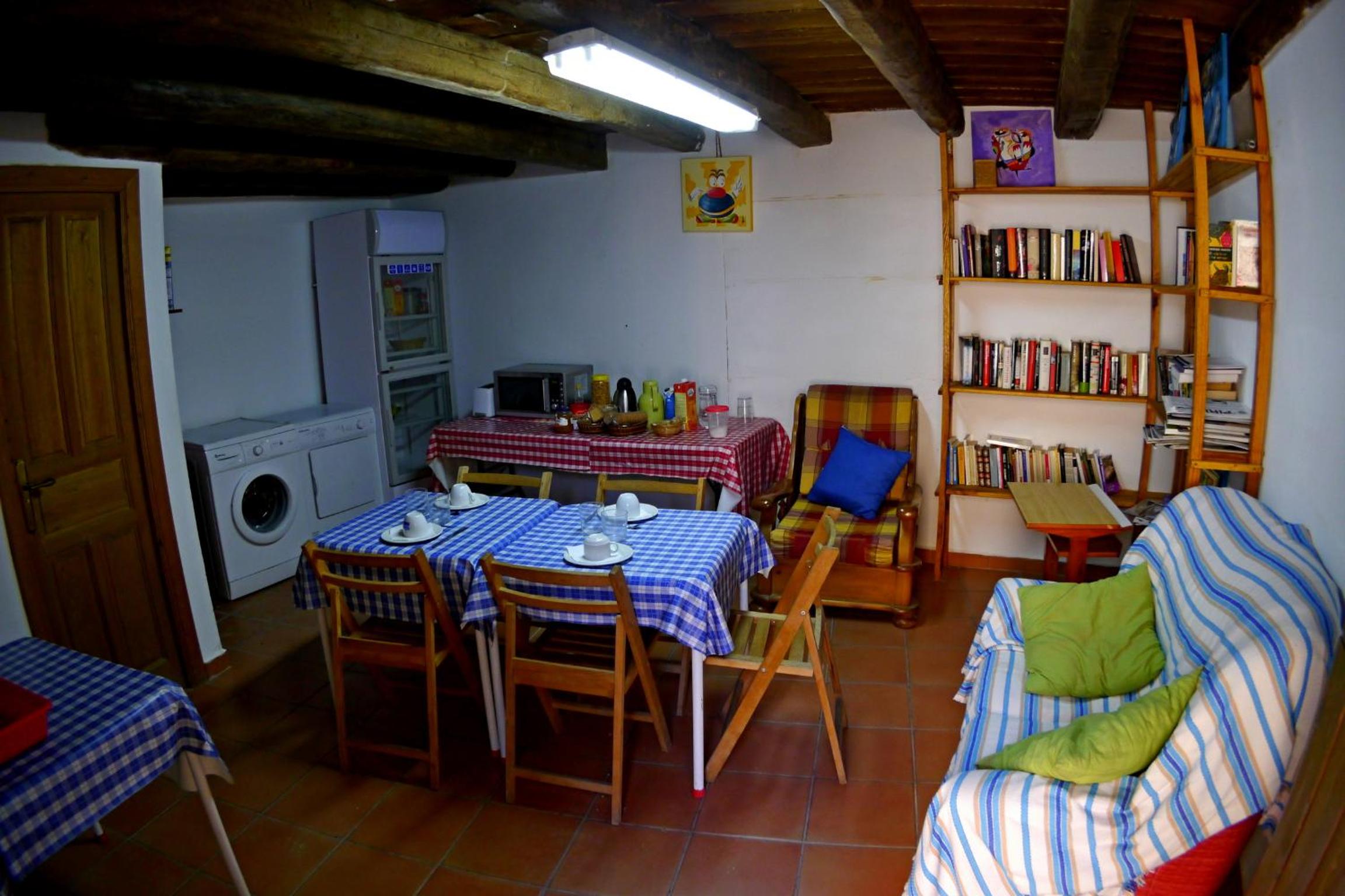 Bed in 4-Bed Dormitory Room photo 2