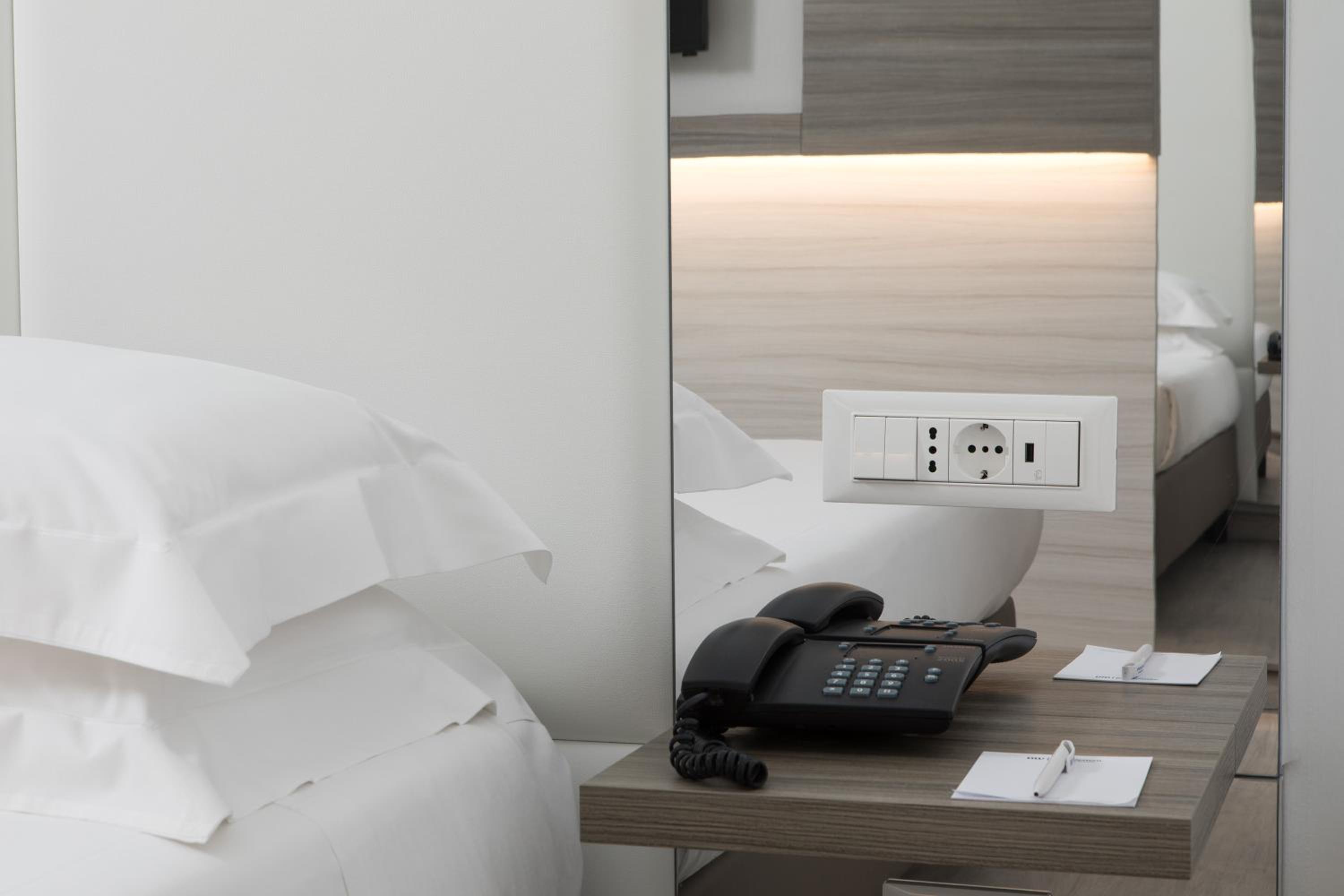 Comfort Twin Room - Photo 6