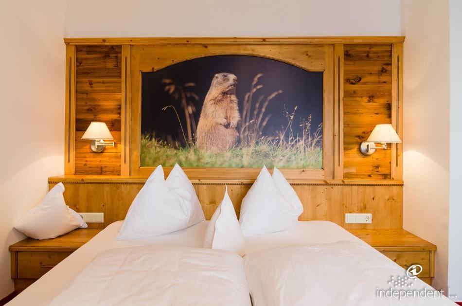 Double Room with Balcony - Photo 4