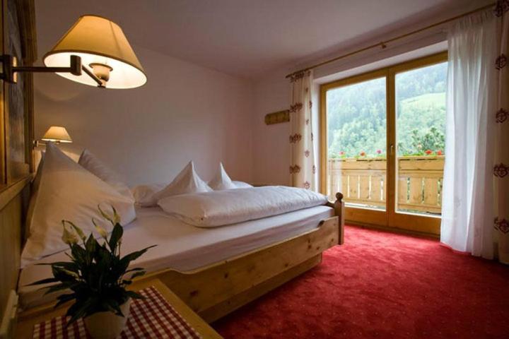 Double Room with Balcony - Photo 17