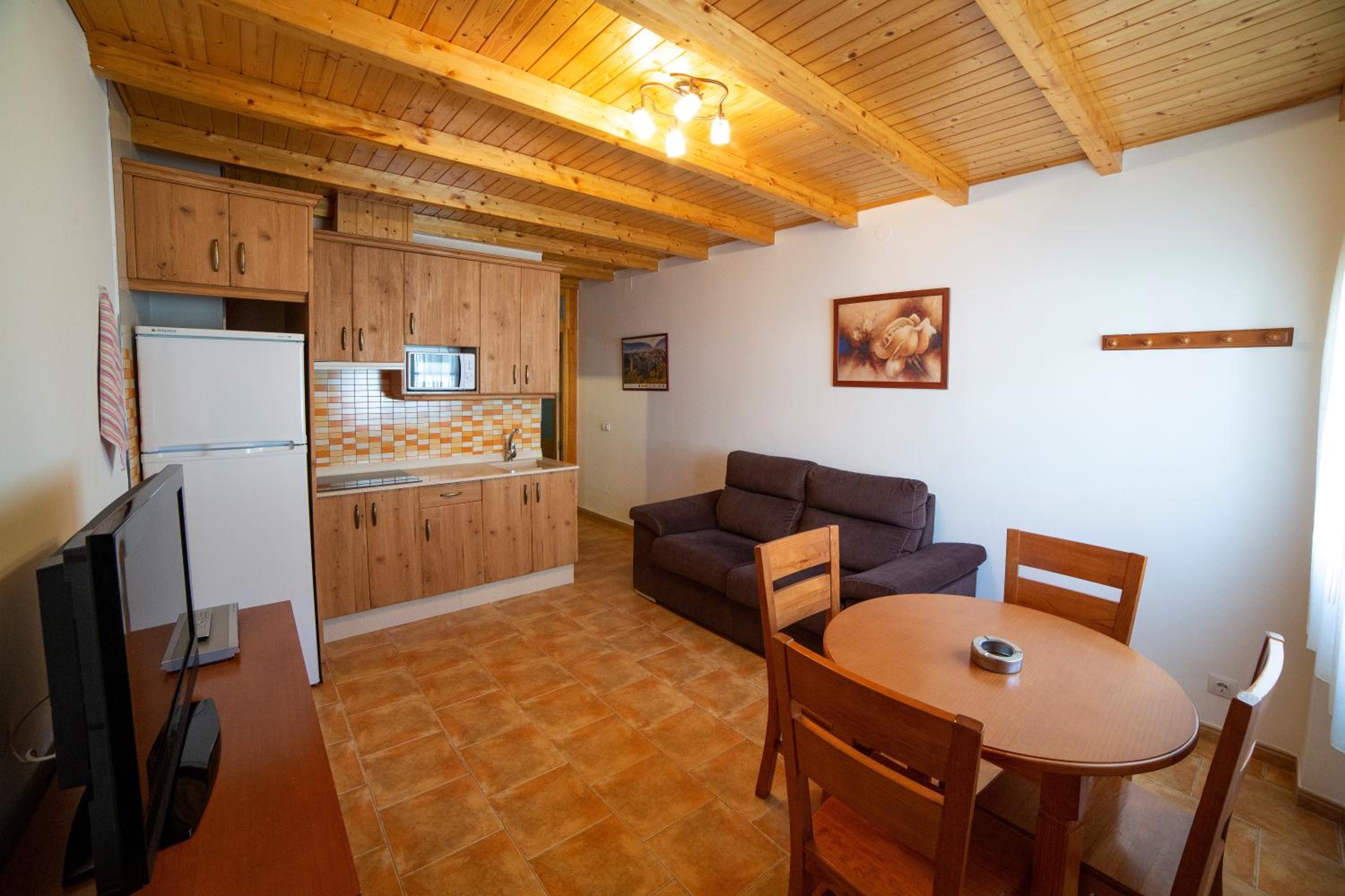 One-Bedroom Apartment - Photo 1