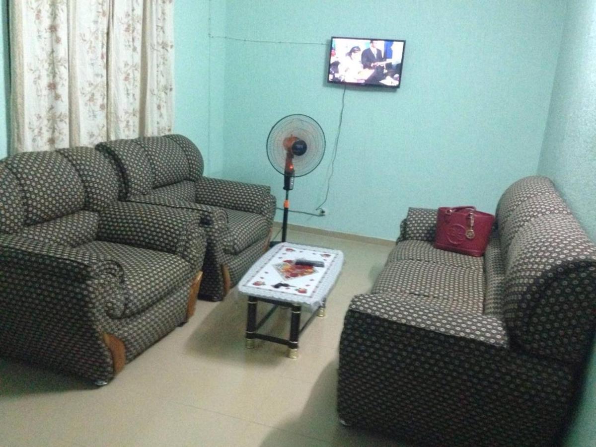 One-Bedroom Apartment photo 3
