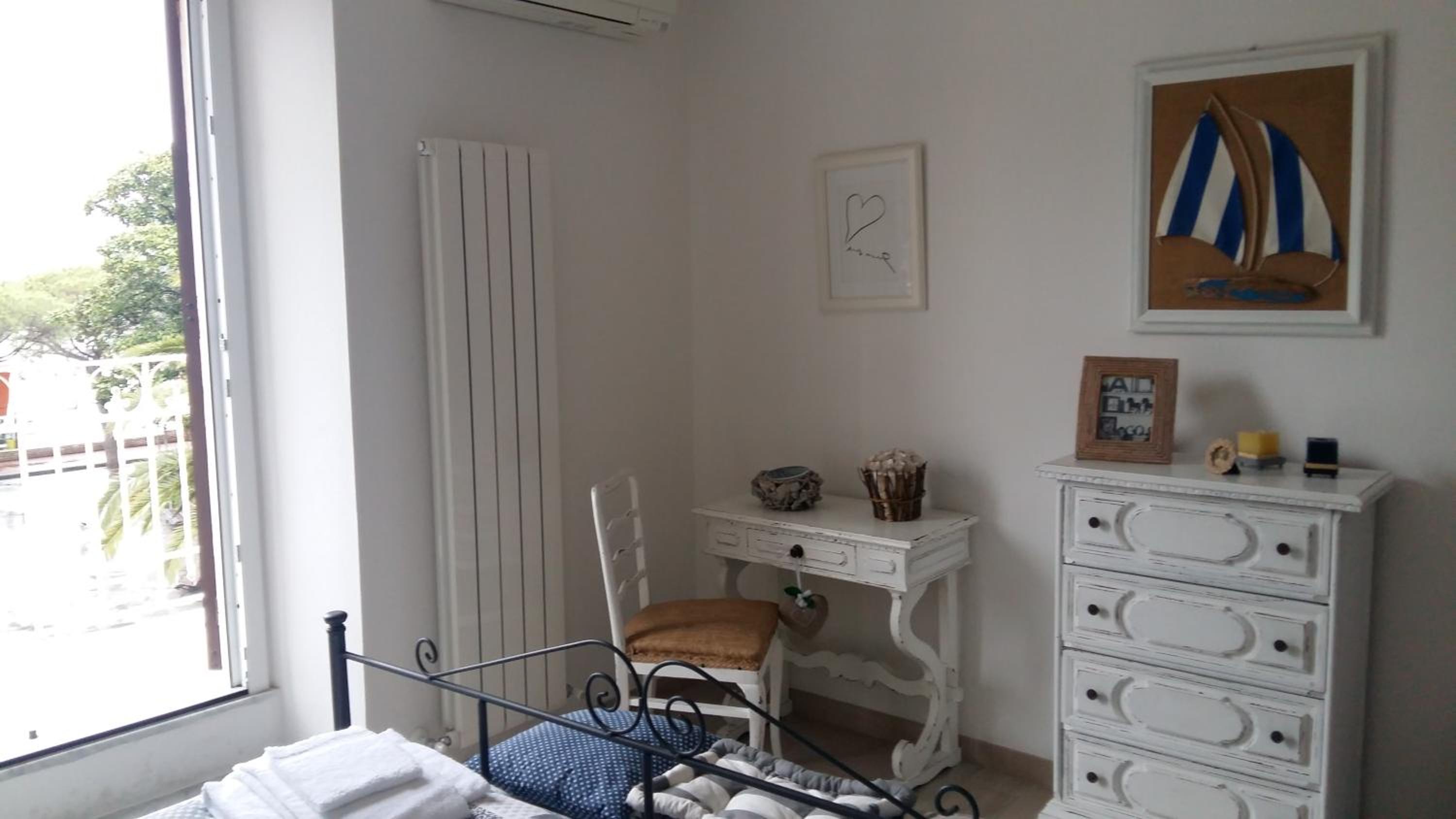 Deluxe Quadruple Room with Sea View