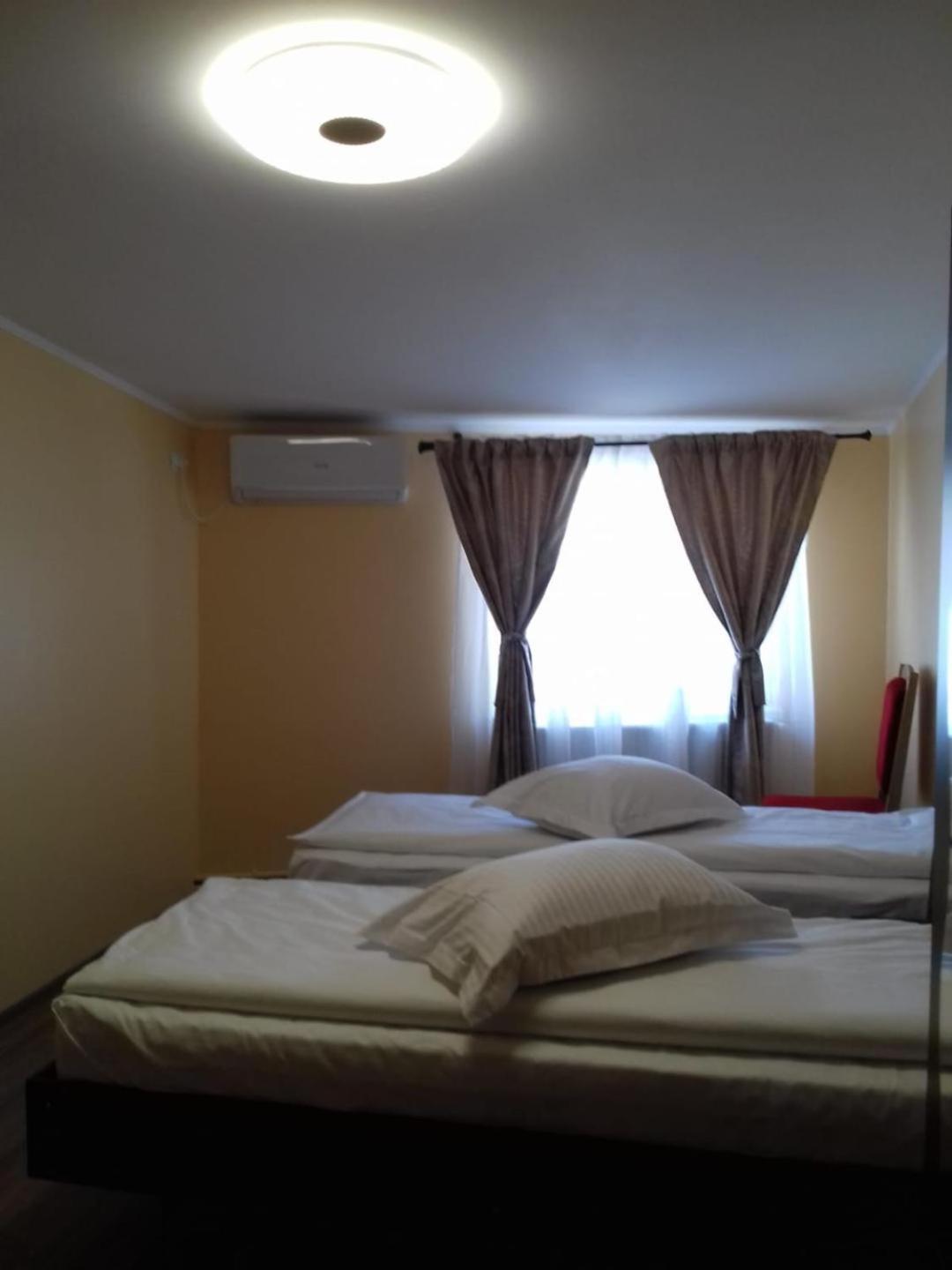 Deluxe Double Room with Shower photo 1