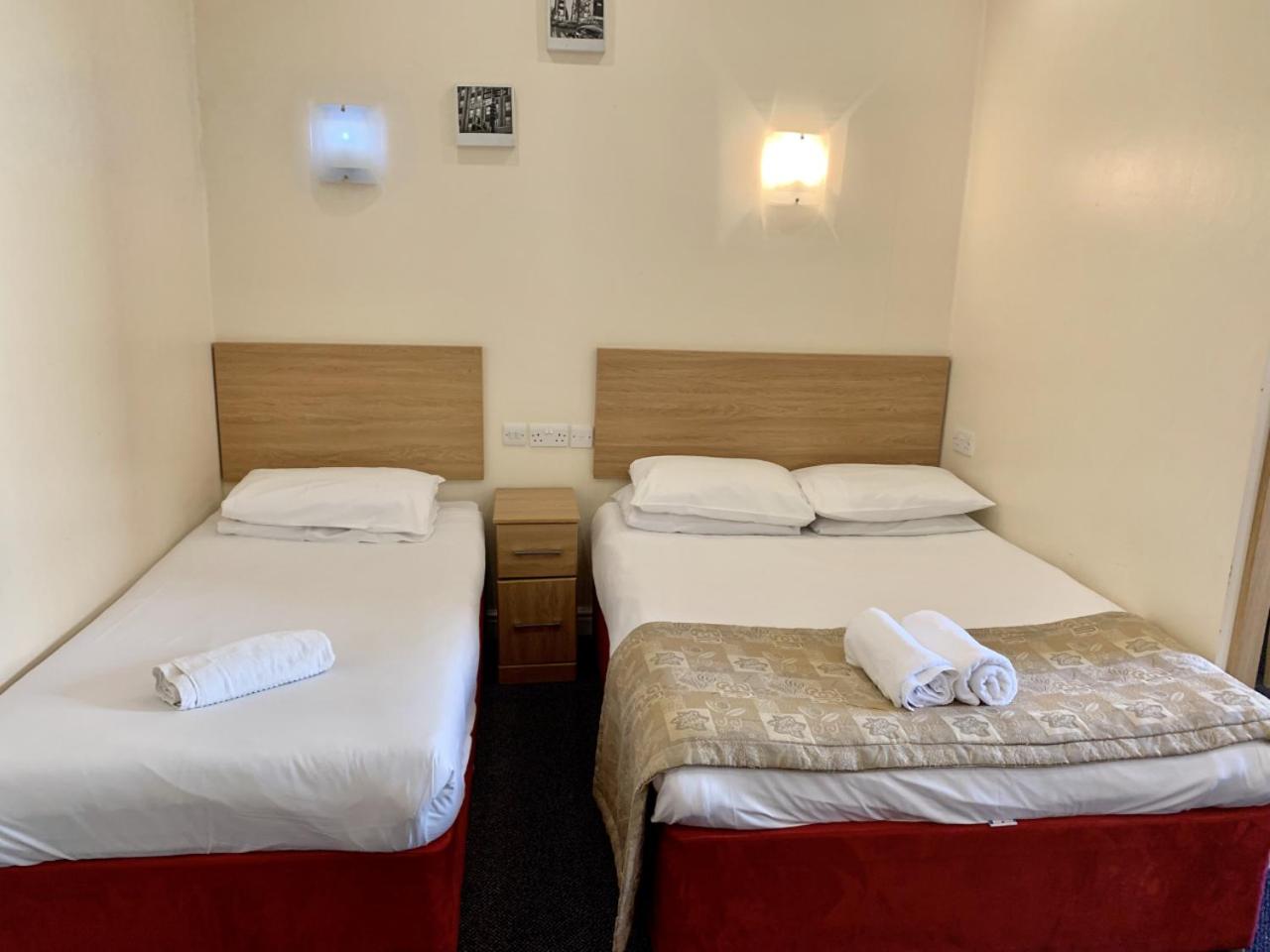 Triple Room - Photo 2