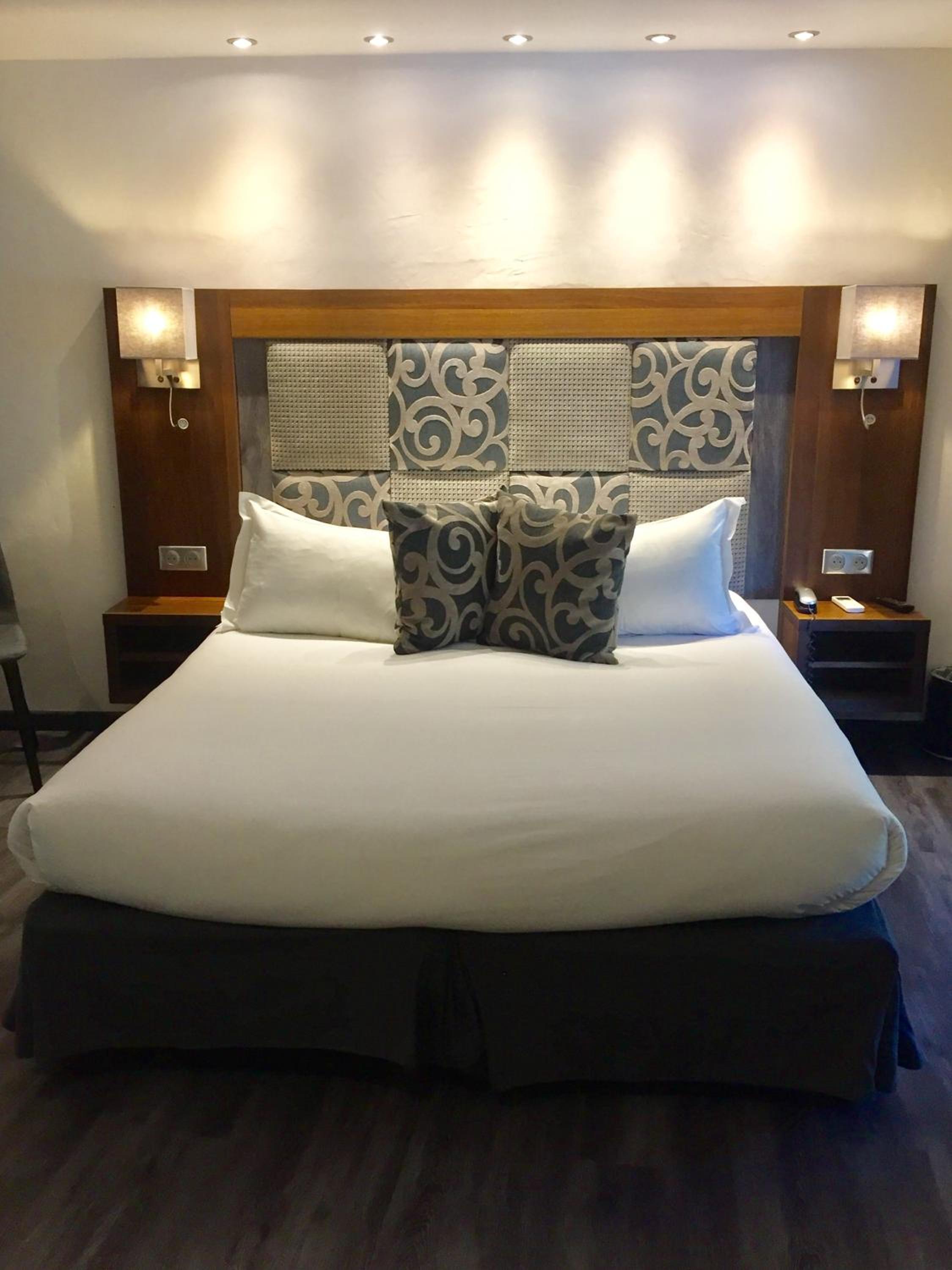 Double or Twin Room - Ground Floor photo 2