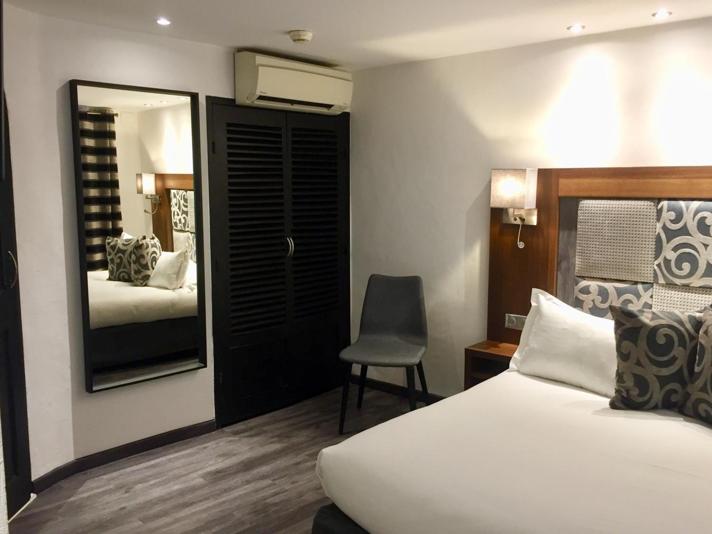 Double or Twin Room - Ground Floor photo 3
